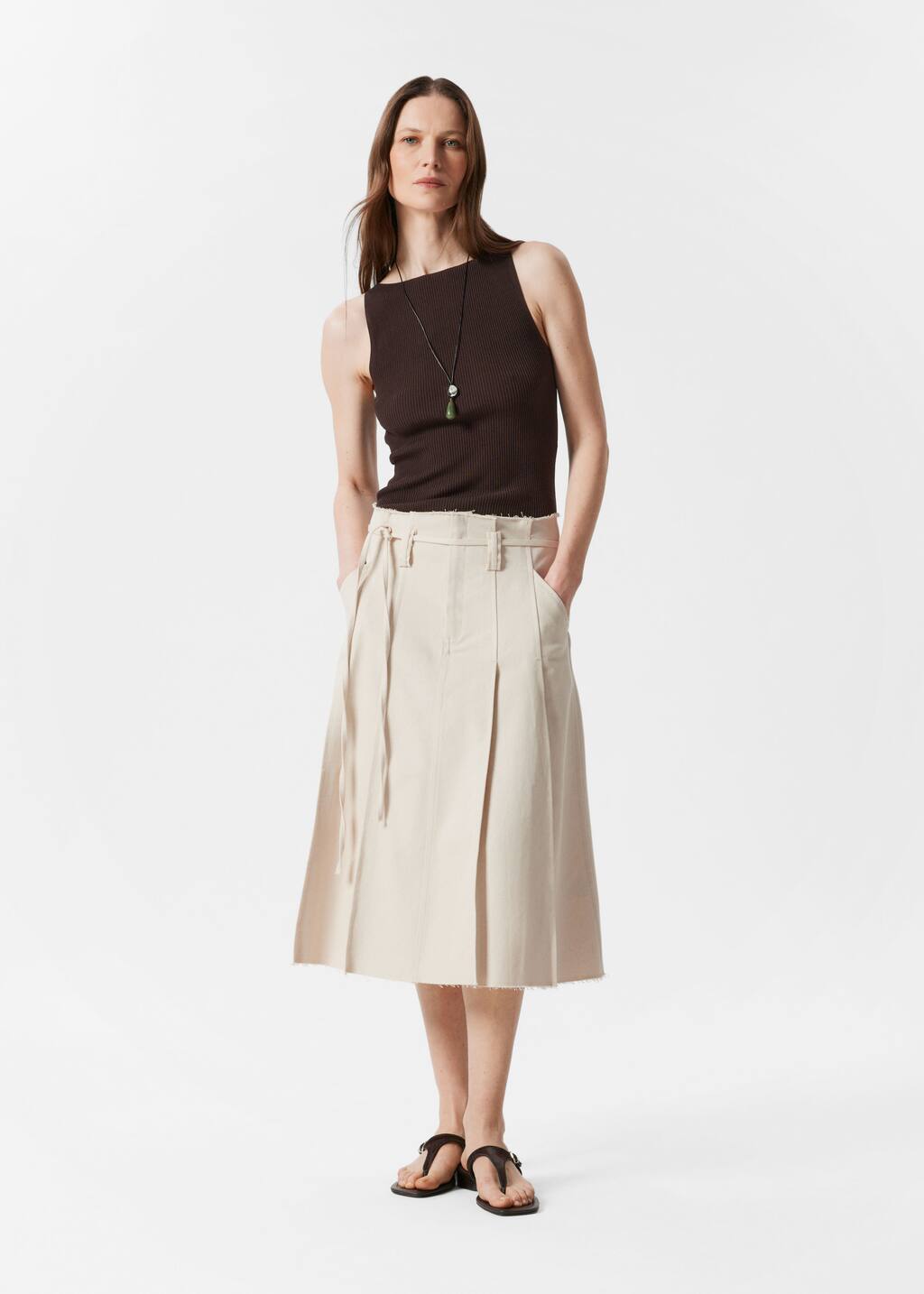 【Anyone more】Mode Pleated Midi Skirt Black High Rise Pleated Midi Skirt