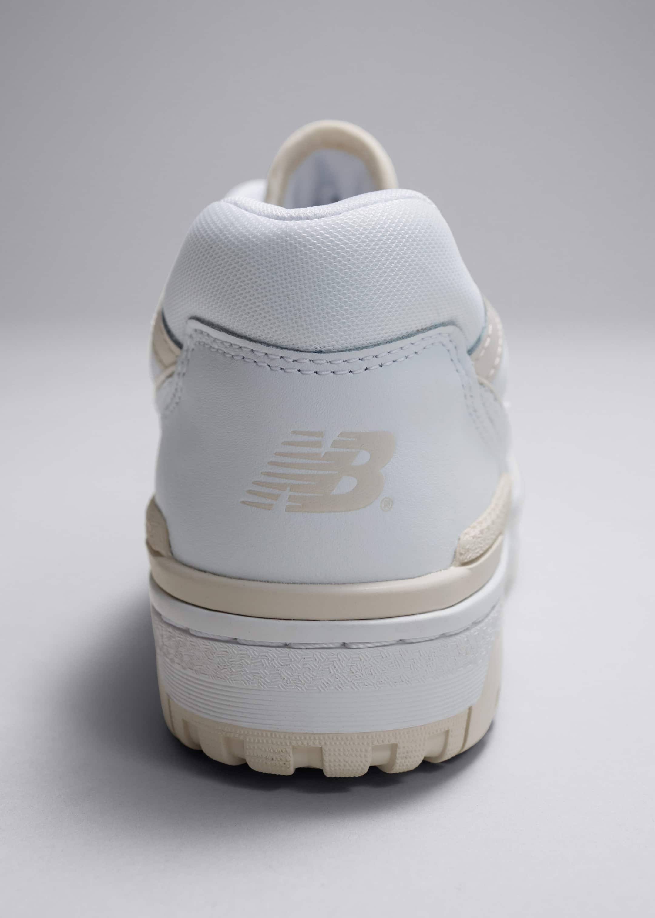 New Balance 550 C Sneakers - {{variantName}} - Descriptive Detail