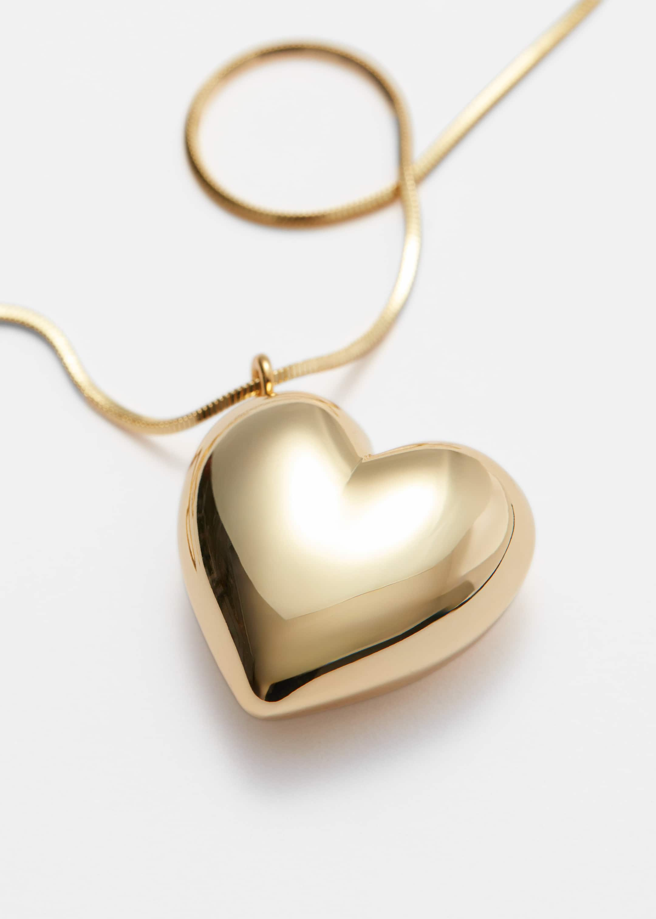 Heart Pendant Necklace - Silver - Still Life