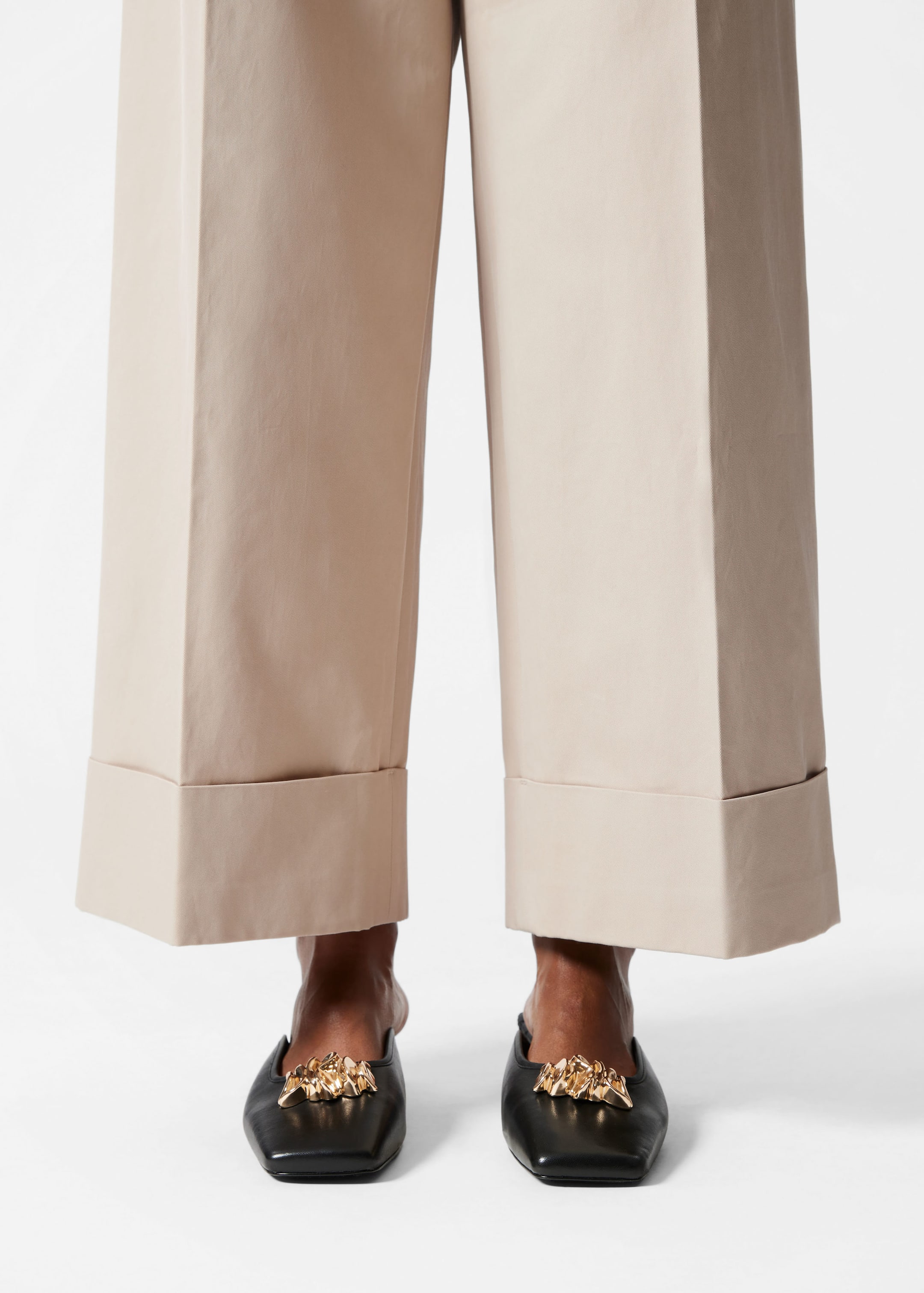 Press-Crease Trousers - Beige - Lookbook