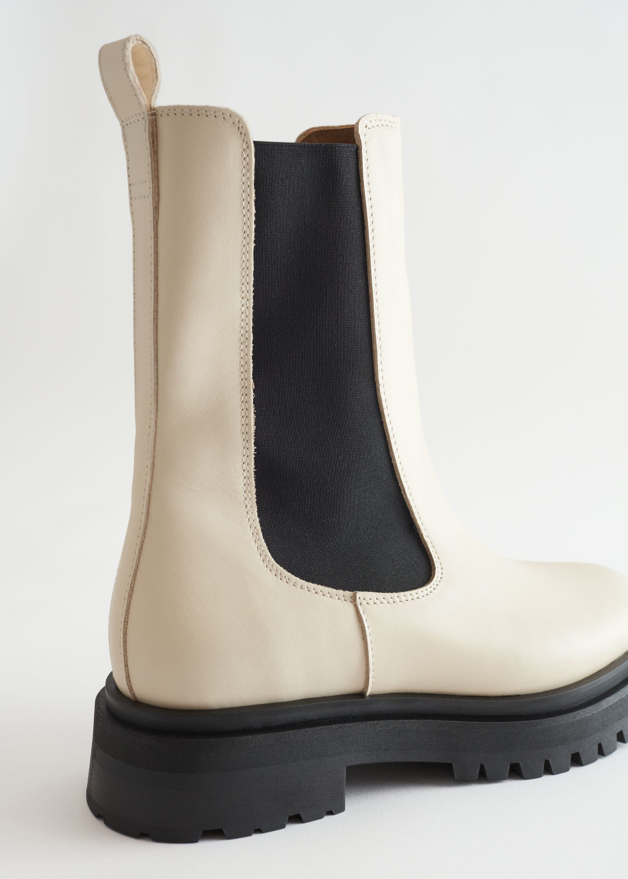 Chunky Chelsea Leather Boots - {{variantName}} - Descriptive Detail