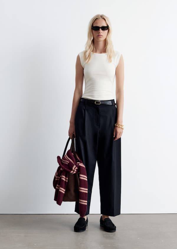V-Cut Back Top