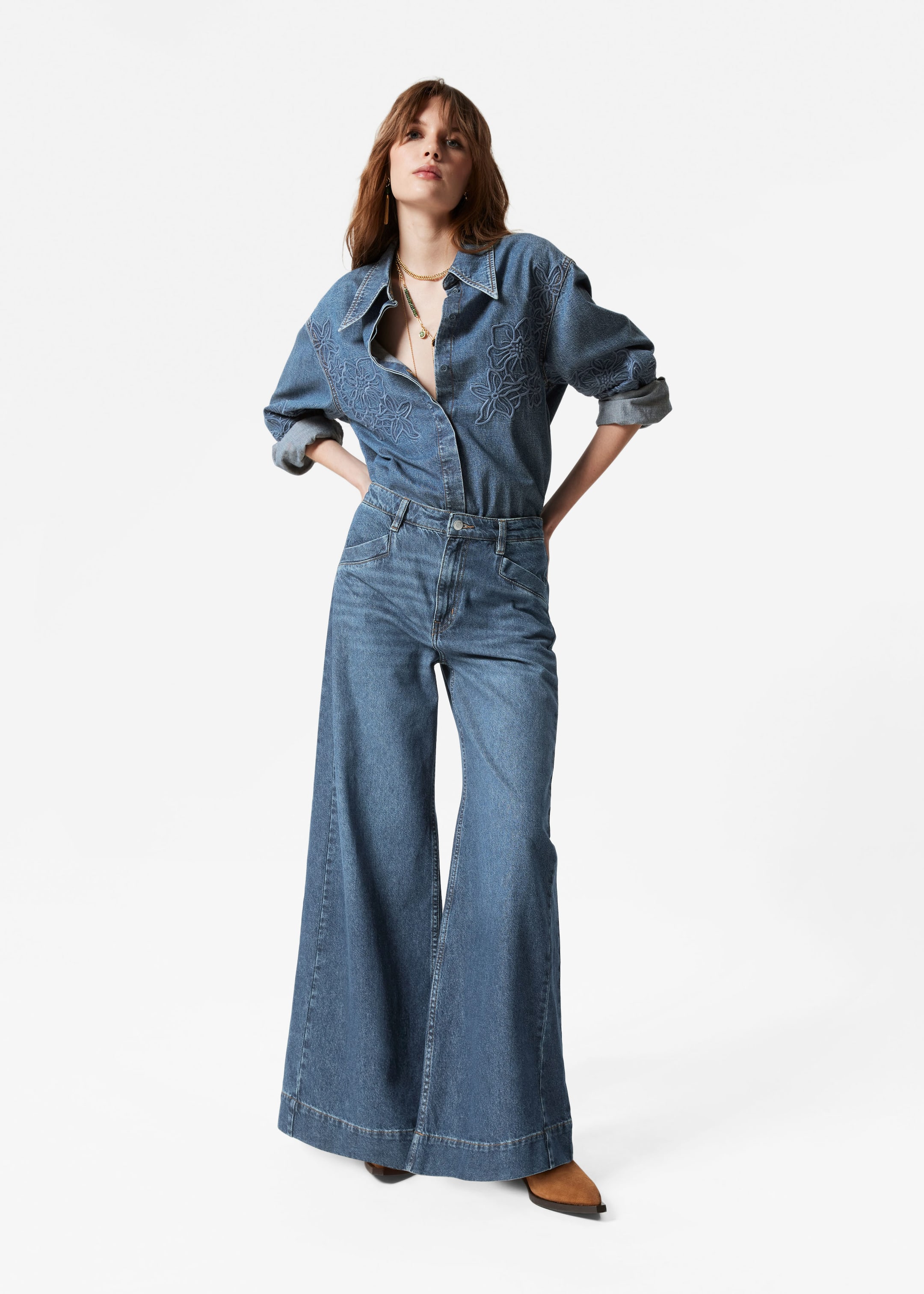 Wide Long Jeans - Medium blue - Lookbook