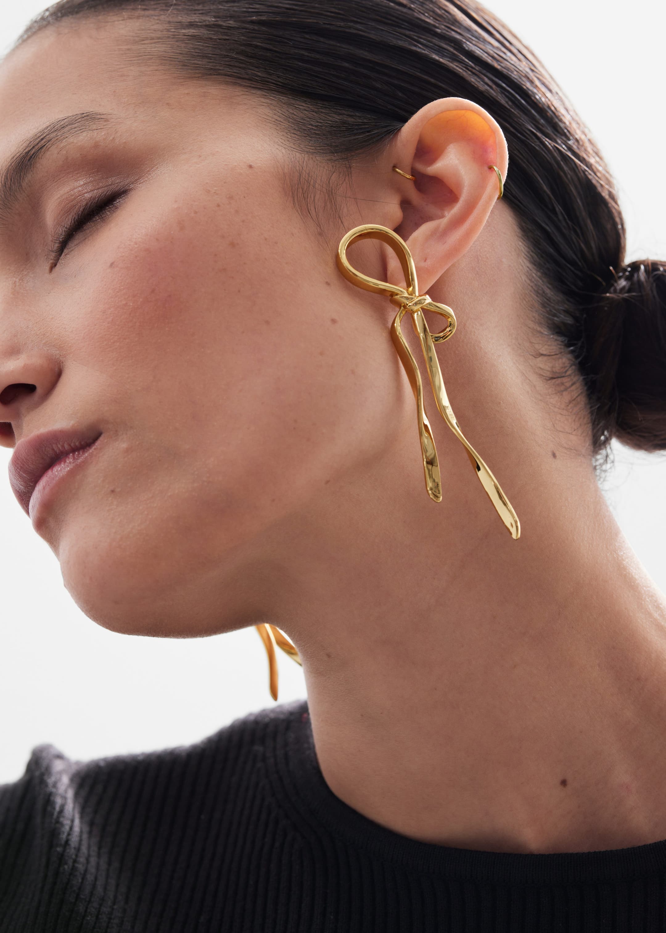 Boucles d’oreilles délicates en forme de nœuds - Doré - Lookbook