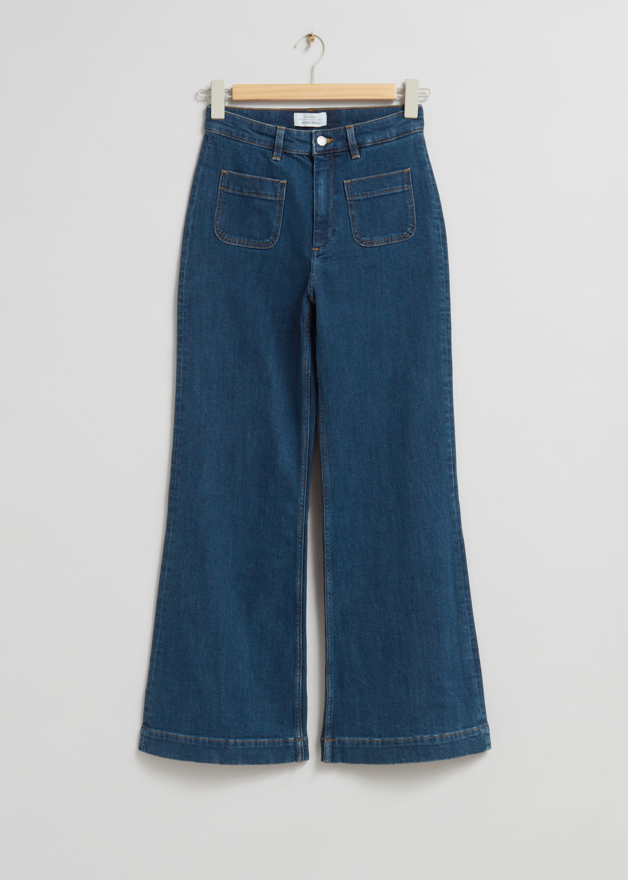 Flared Jeans - Mid Blue - Still Life