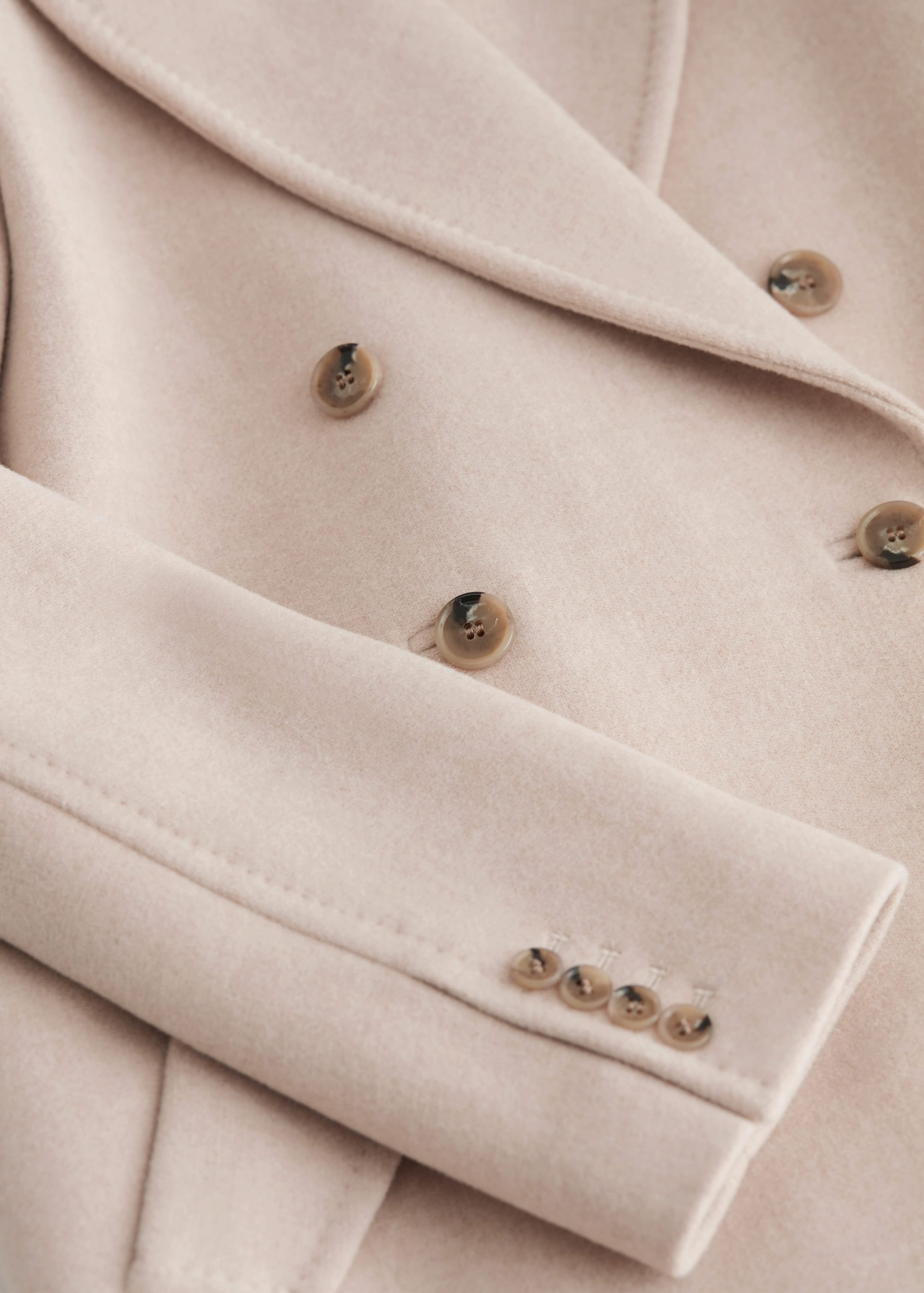 Manteau carré à double boutonnage en laine - {{variantName}} - Descriptive Detail