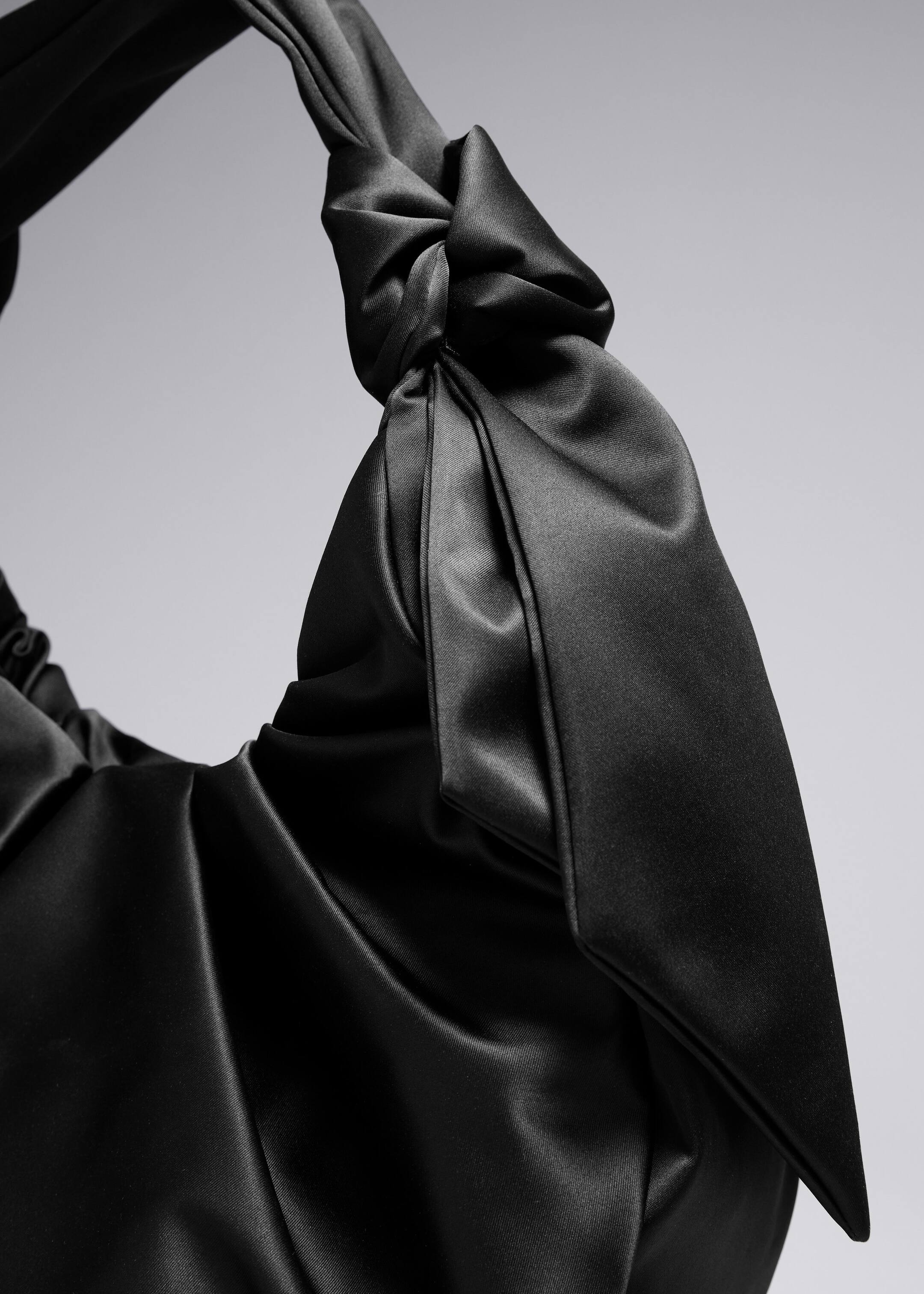 Large Satin Shoulder Bag - {{variantName}} - Descriptive Detail