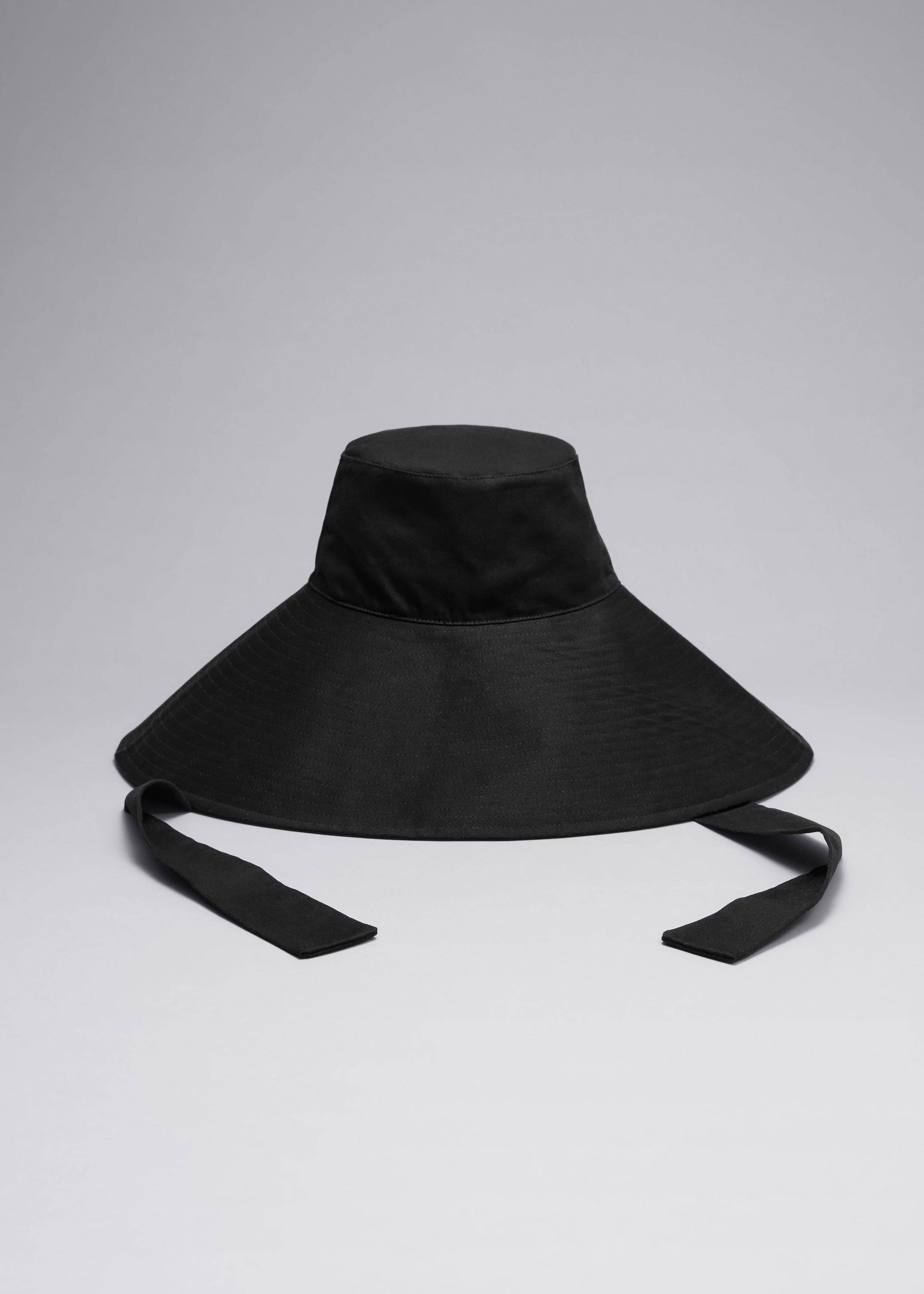 Cotton Canvas Sun Hat - Black - Still Life