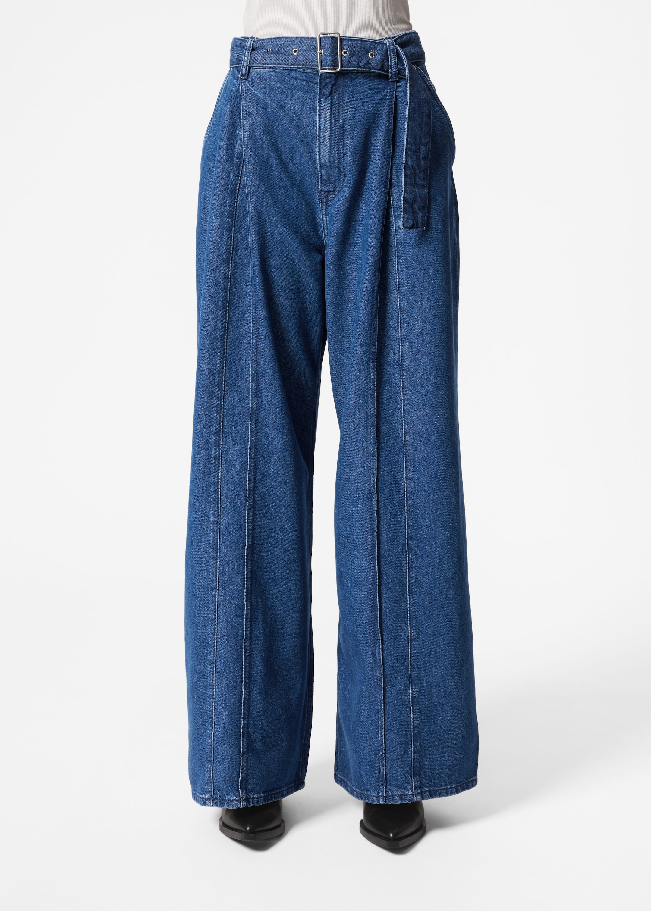 Image of Belted Pleat-Detail Jeans