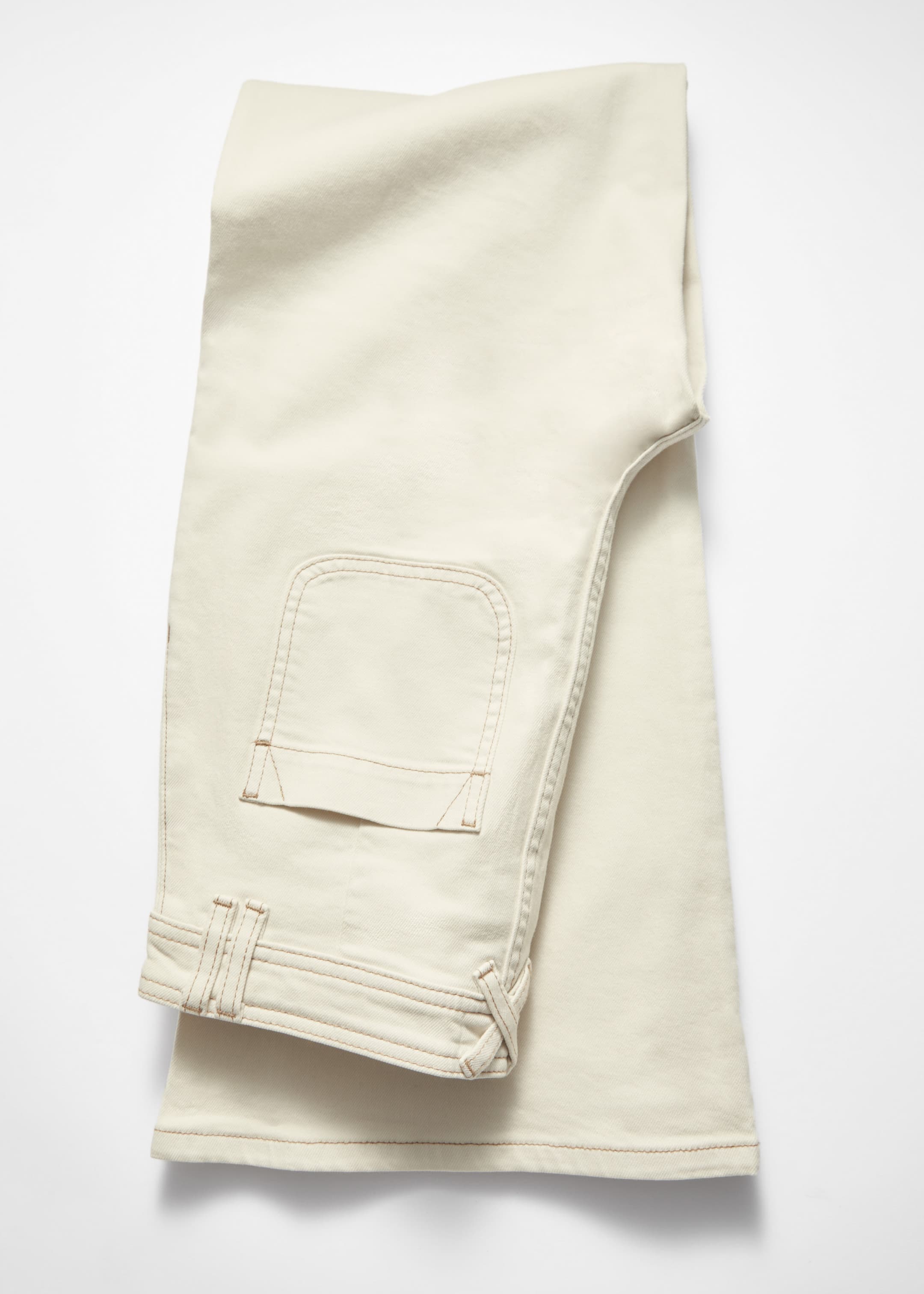 Patch-Pocket Bootcut Jeans - {{variantName}} - Descriptive Detail