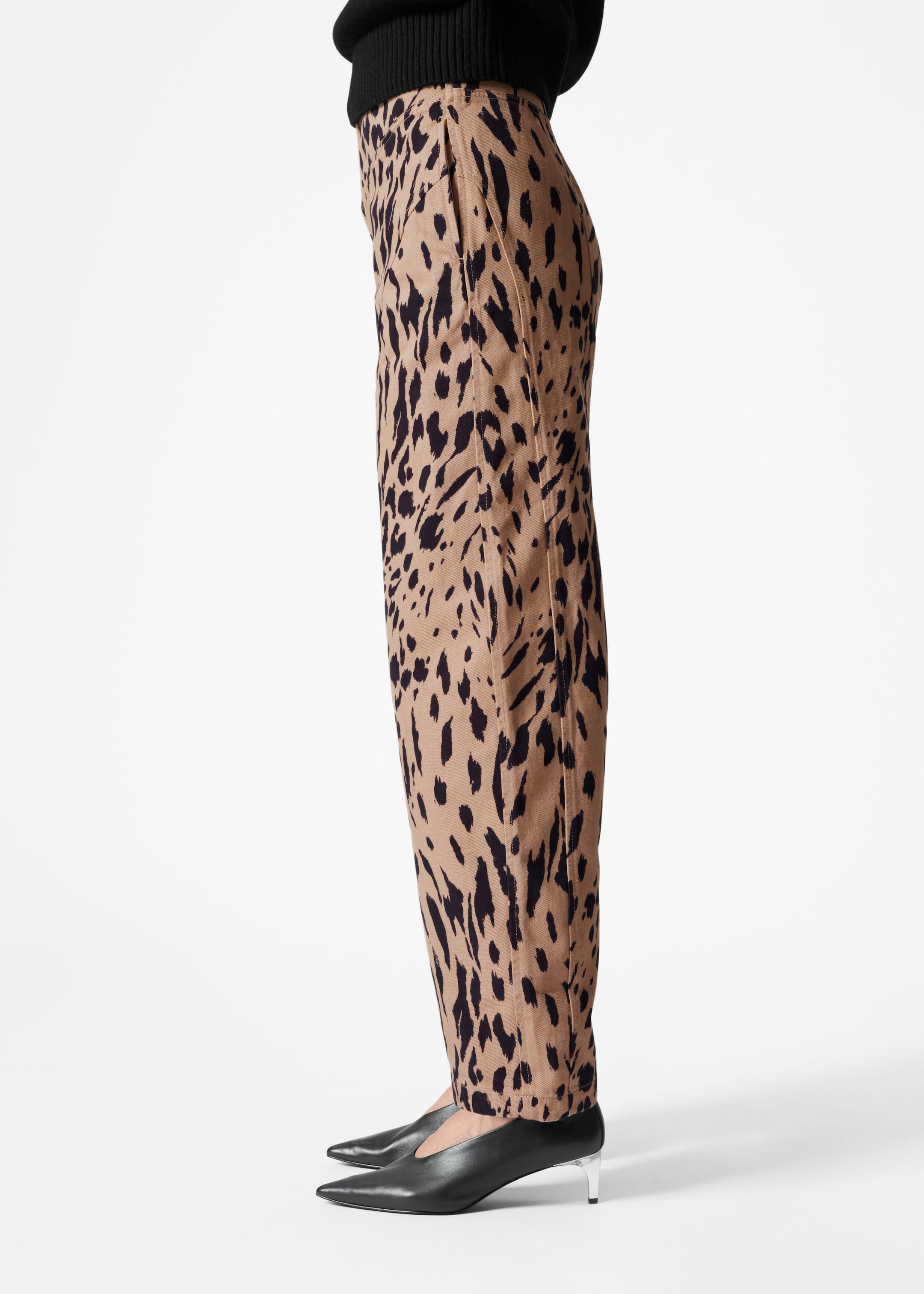 Leopard-Print Barrel-Leg Trousers - Leopard Print - Lookbook