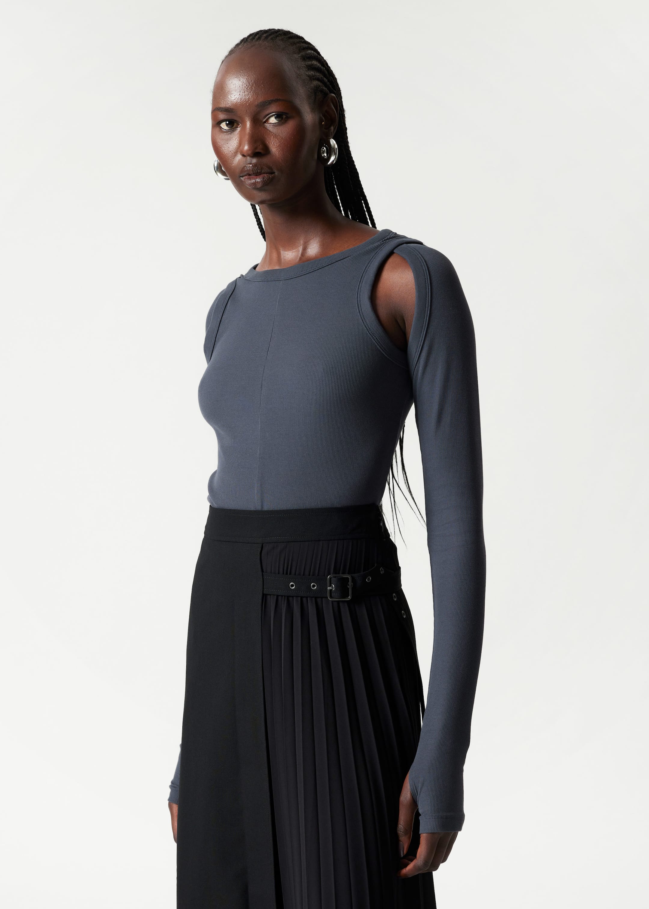 Pleated skirt lookbook hotsell