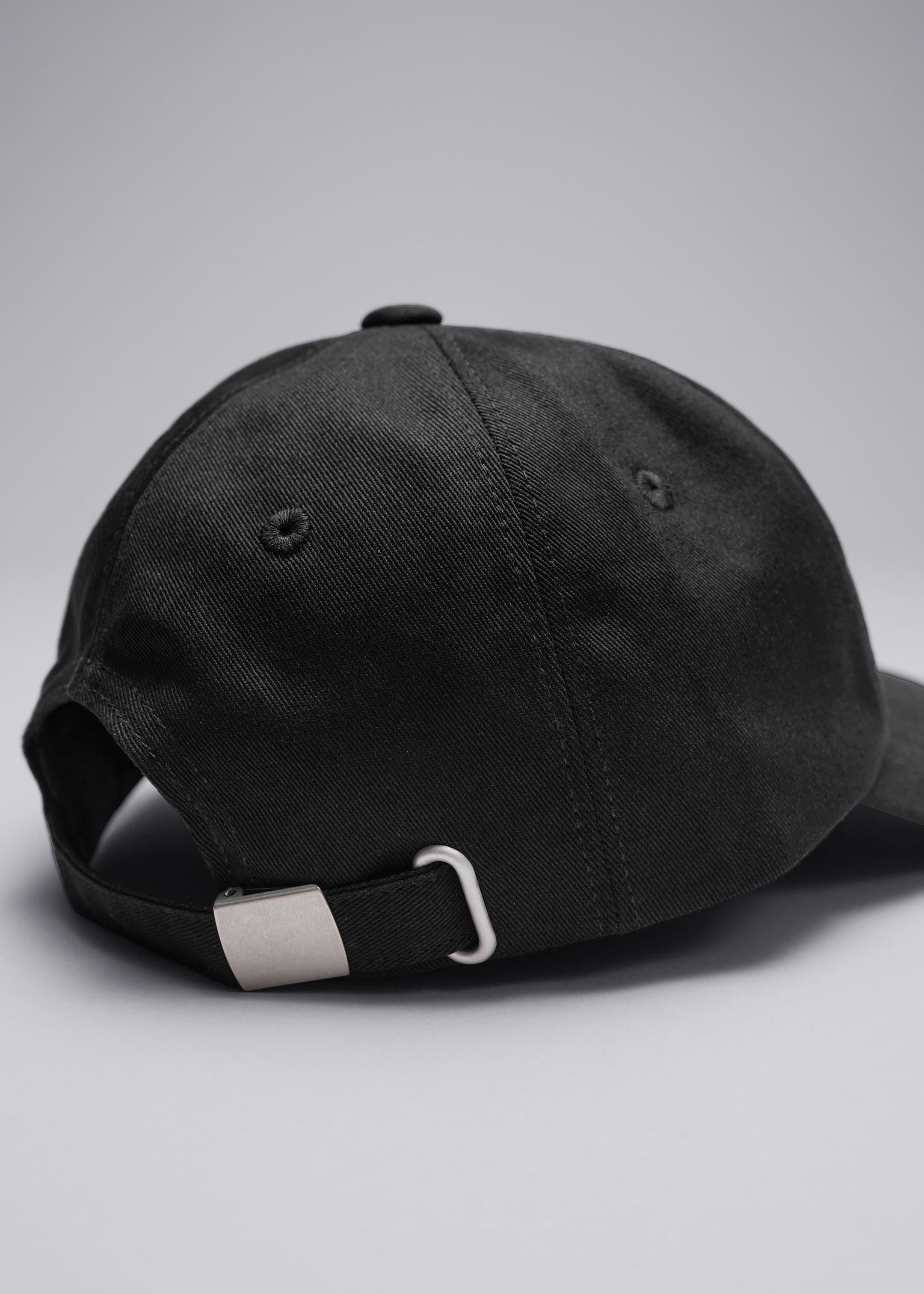 Cotton-Canvas Baseball Cap - {{variantName}} - Descriptive Detail