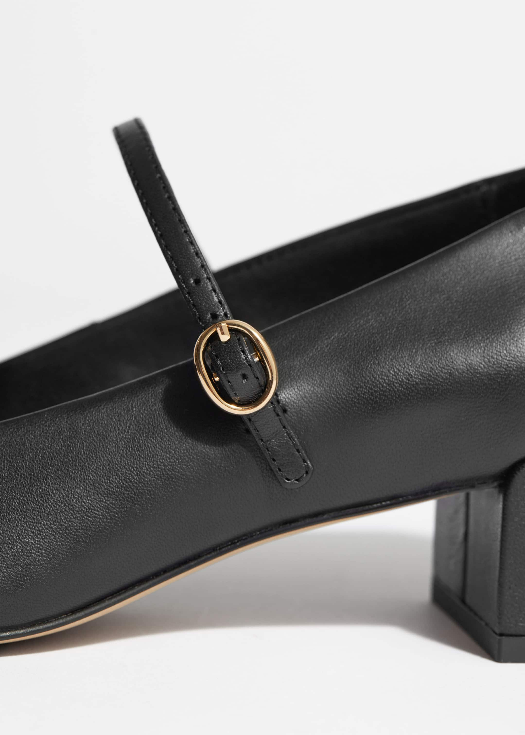 Mary-Jane Leather Pumps - {{variantName}} - Descriptive Detail