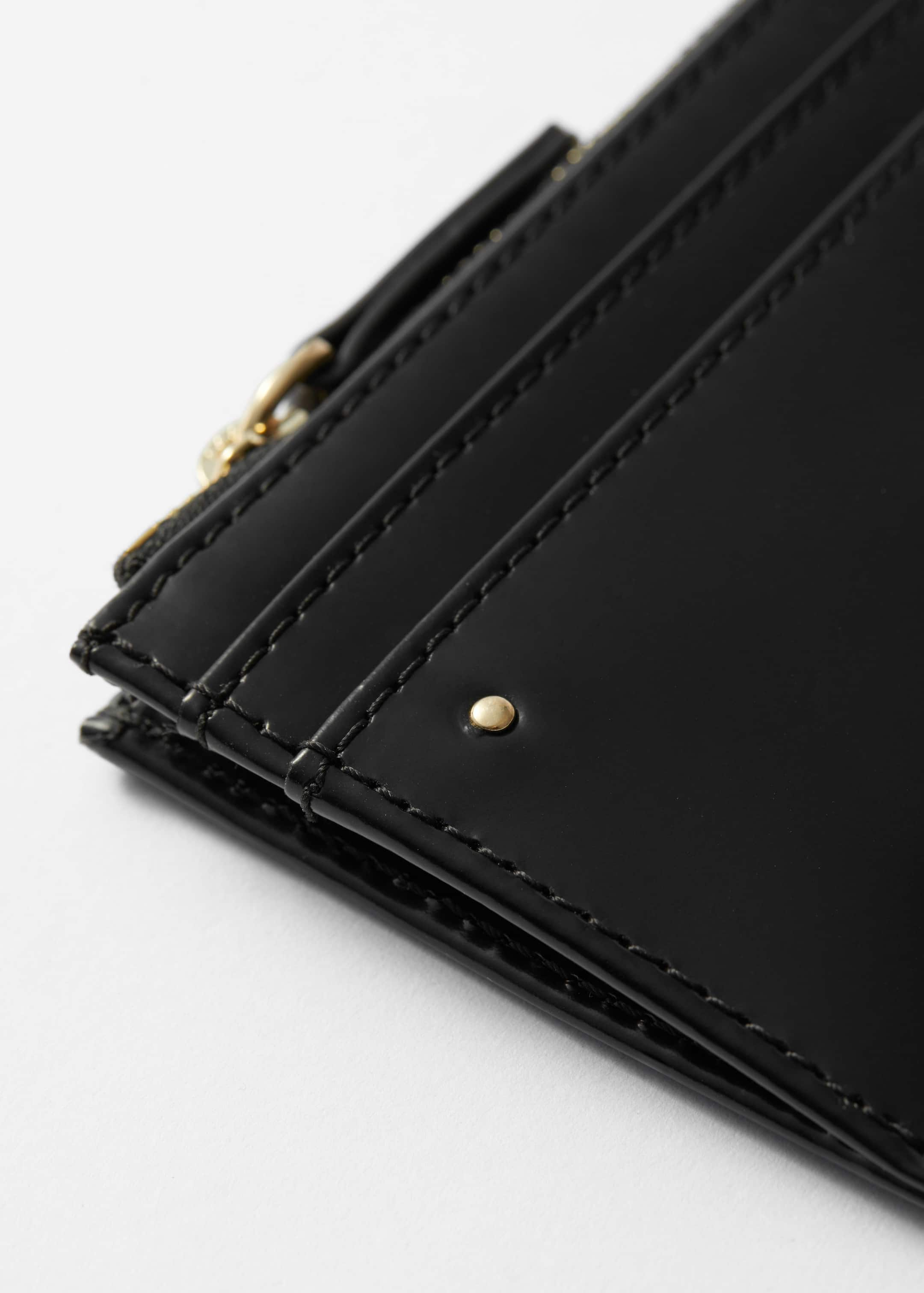 Classic Leather Cardholder - {{variantName}} - Descriptive Detail