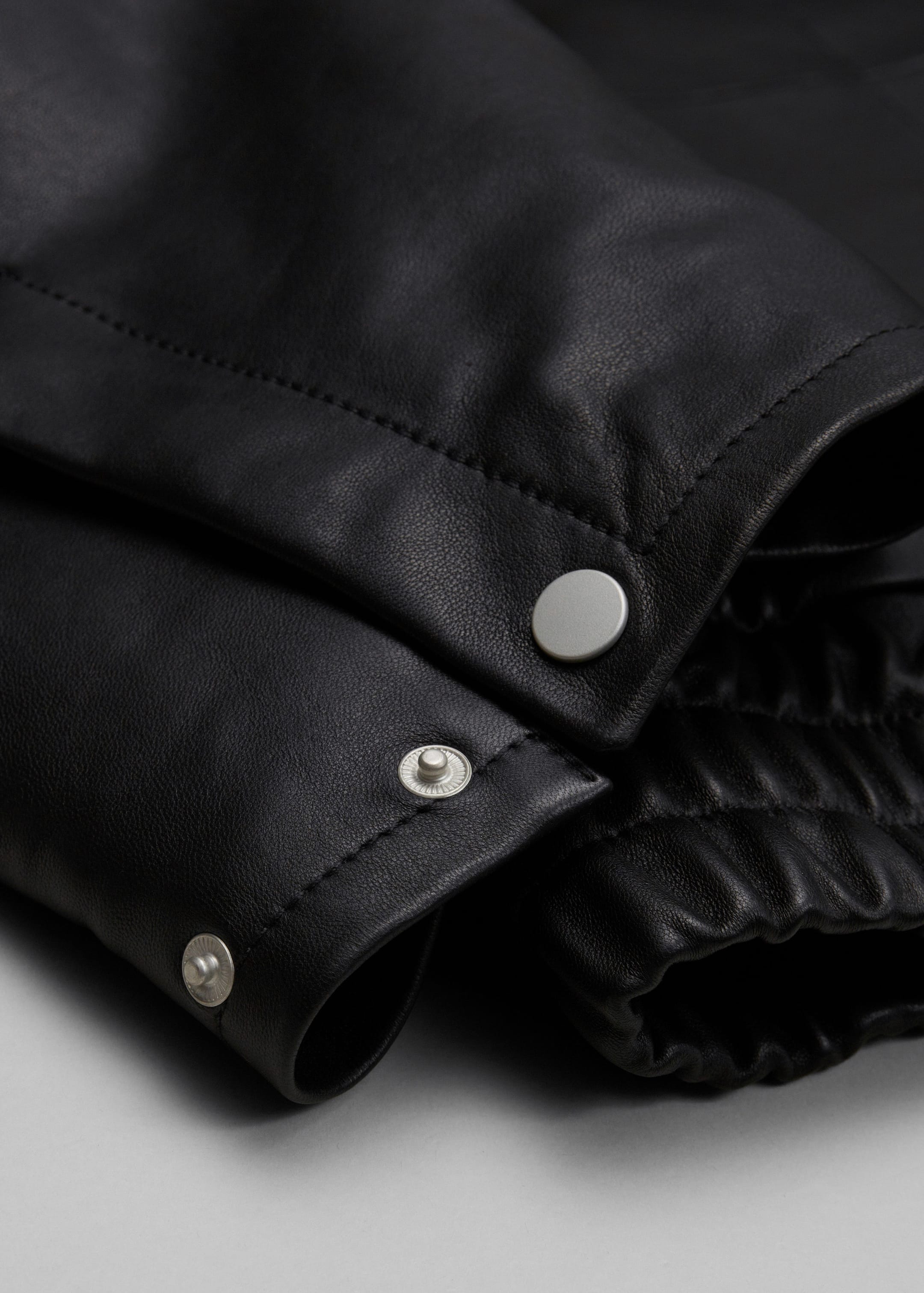 Veste oversize en cuir - {{variantName}} - Descriptive Detail