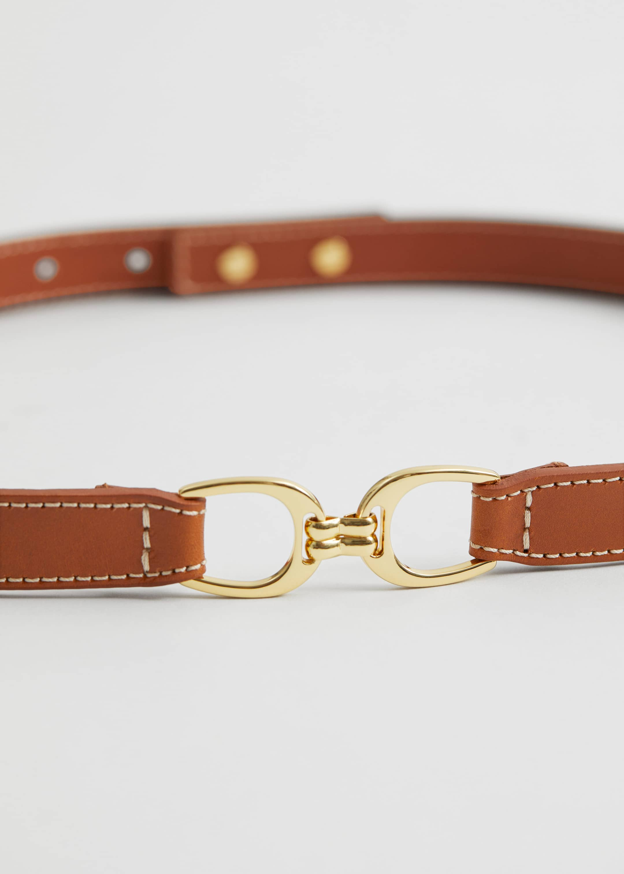 Mid-Waist Leather Belt - {{variantName}} - Descriptive Detail