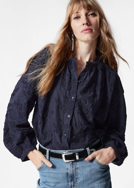 Voluminous Floral-Appliqué Blouse