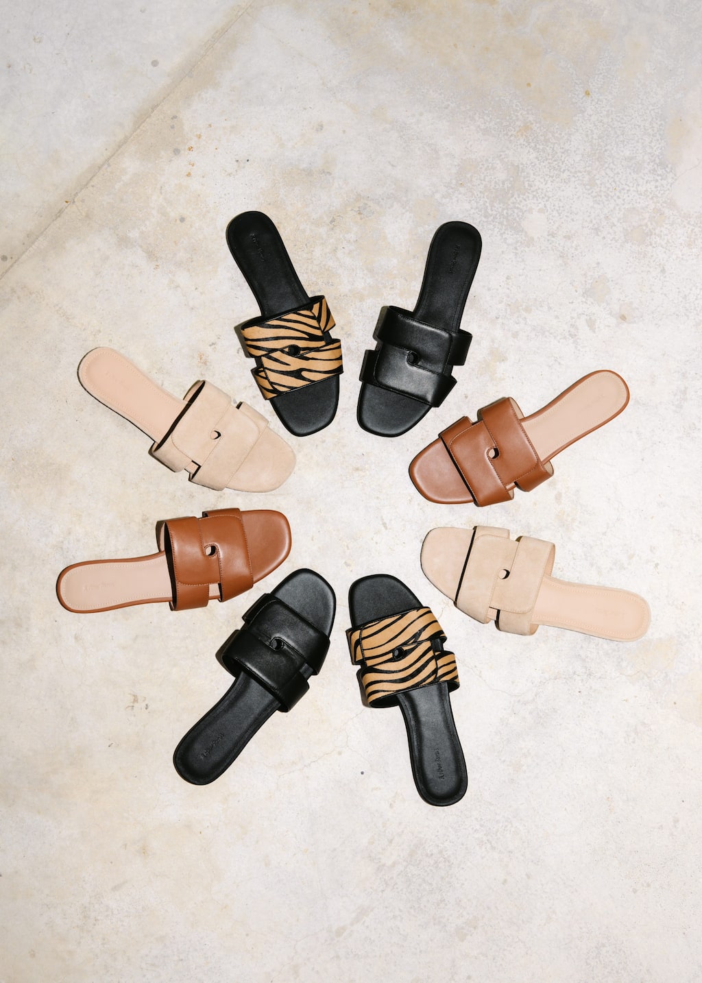 “& Other Stories” Leather Slides & Other Stories Black Leather Slide Flat Sandals Size 41