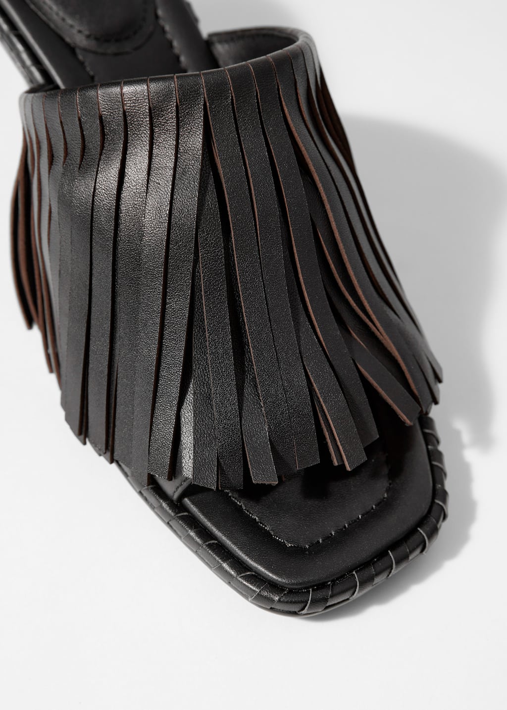 【送料&関税込】BY FAR brad Mules BY FAR Brad Mule in Black | REVOLVE