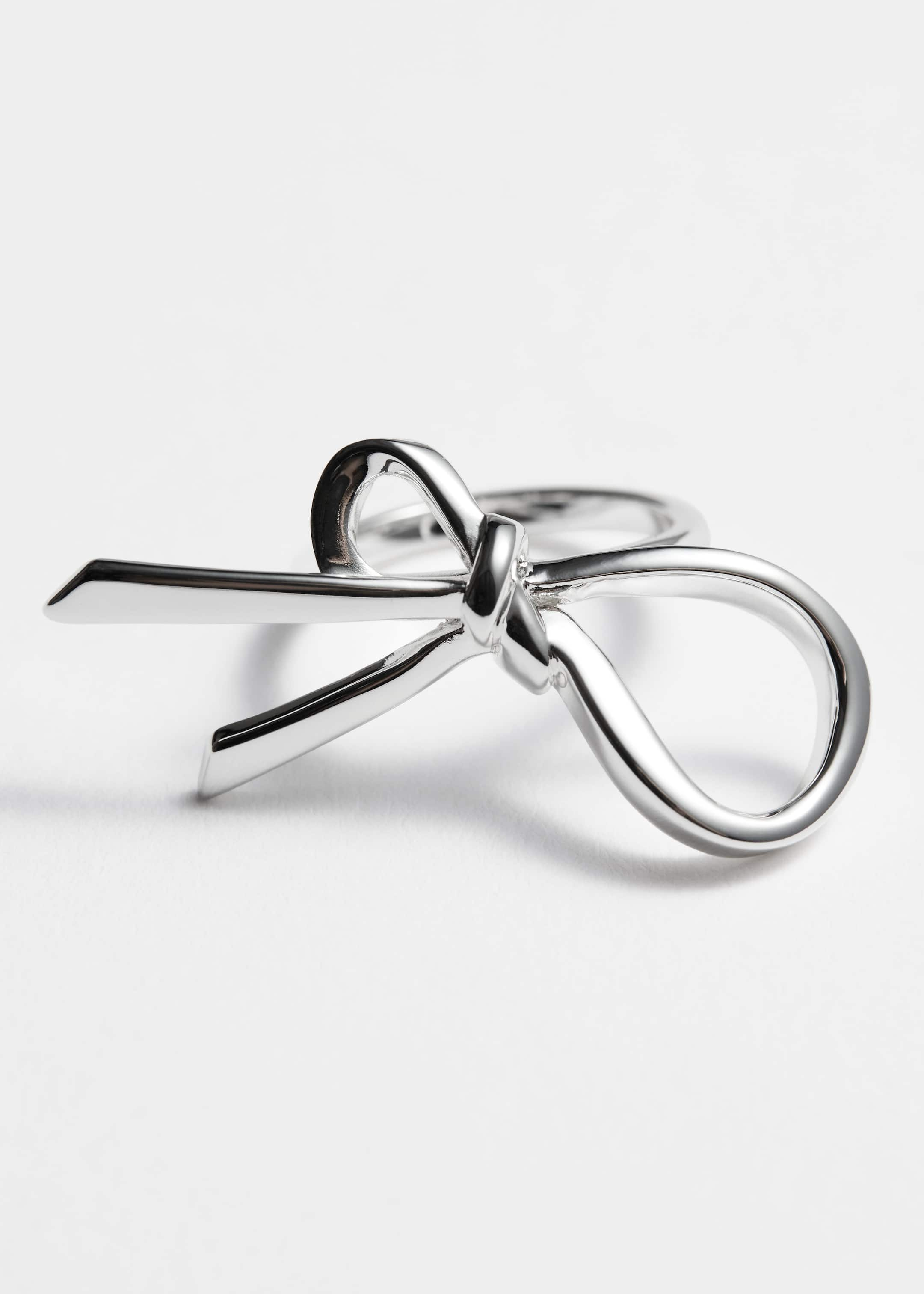 Image of Delicate Knot Ring