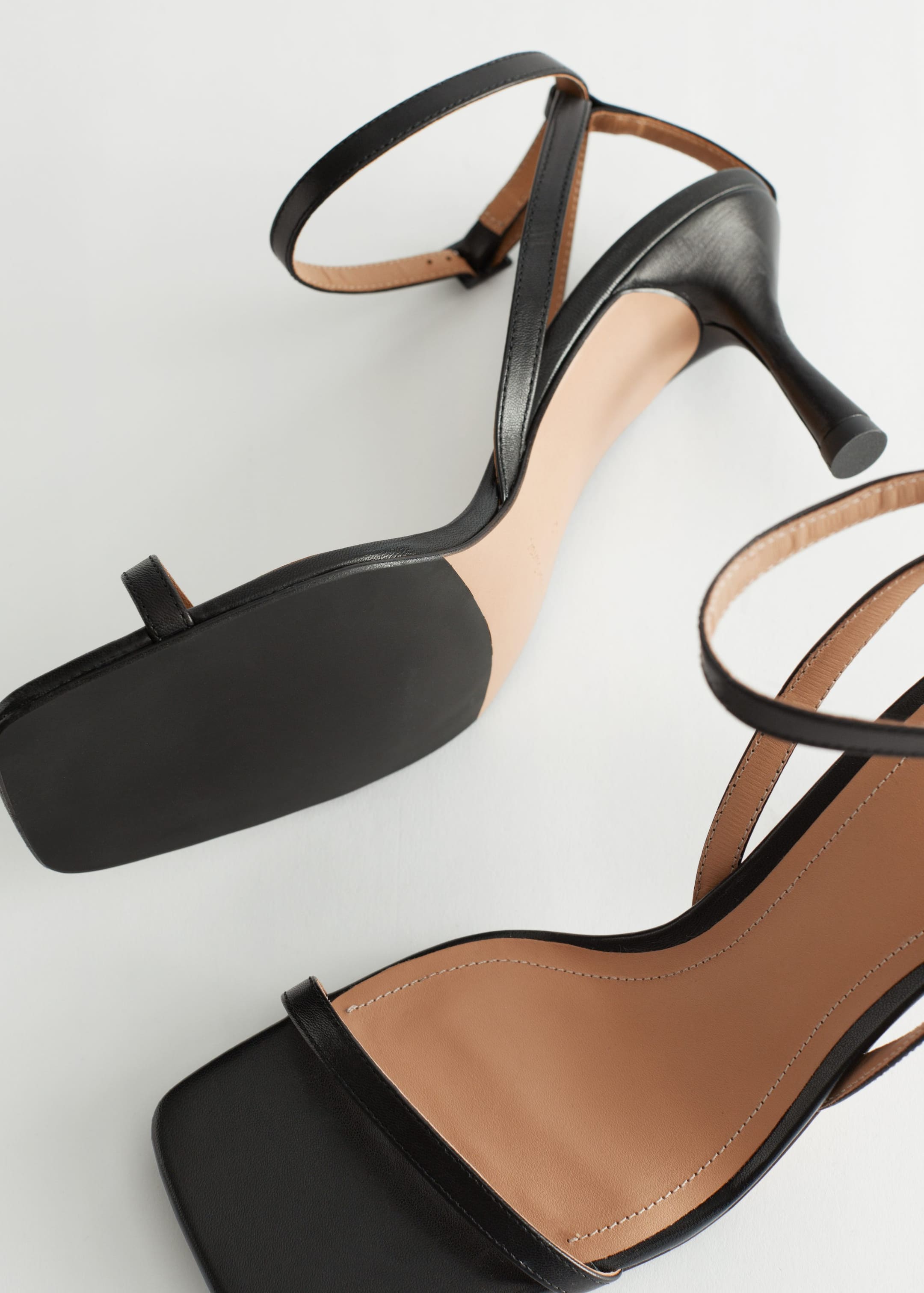 Strappy Leather Heeled Sandal - {{variantName}} - Descriptive Detail