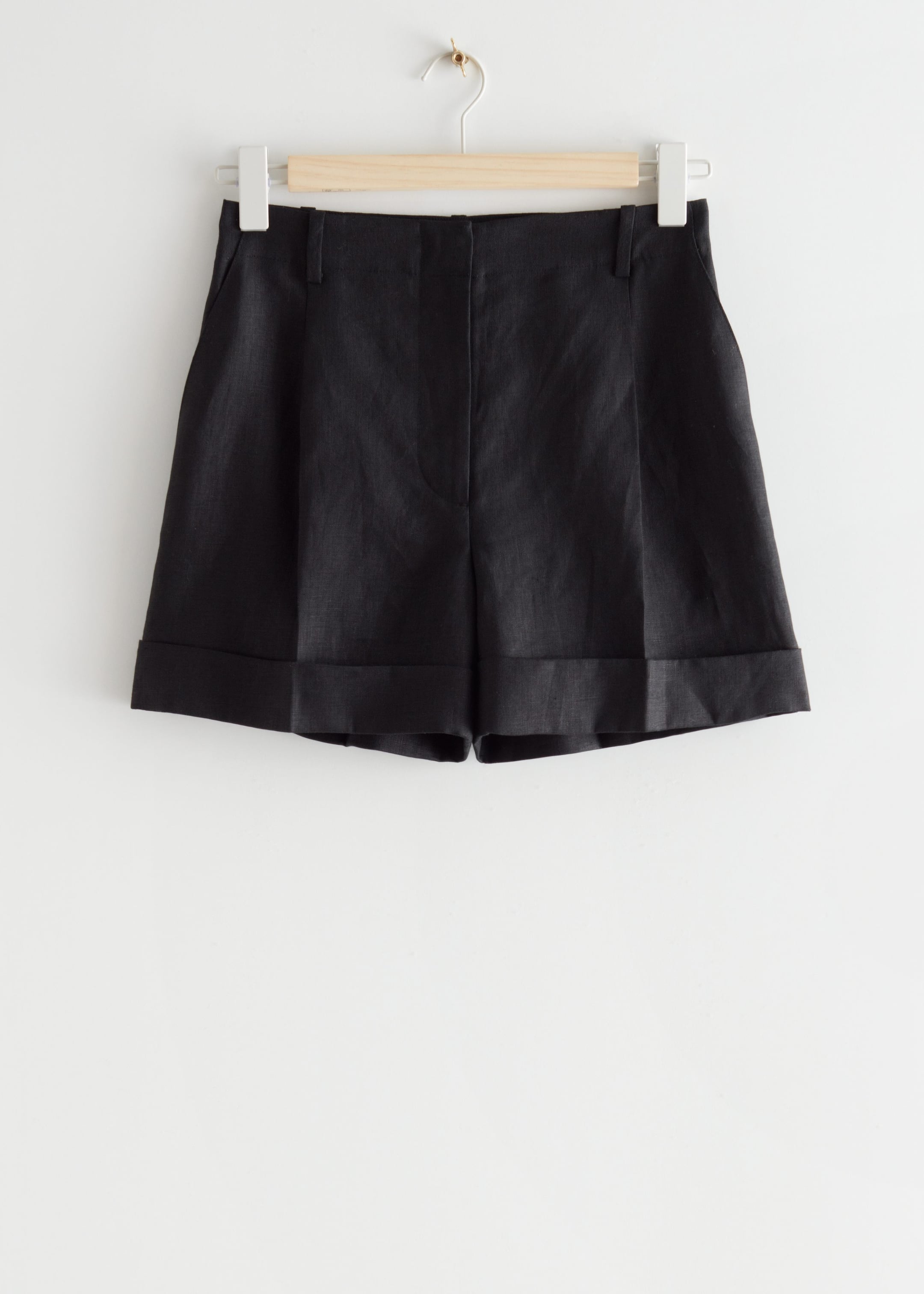 Tailored Linen Shorts - Black - Still Life