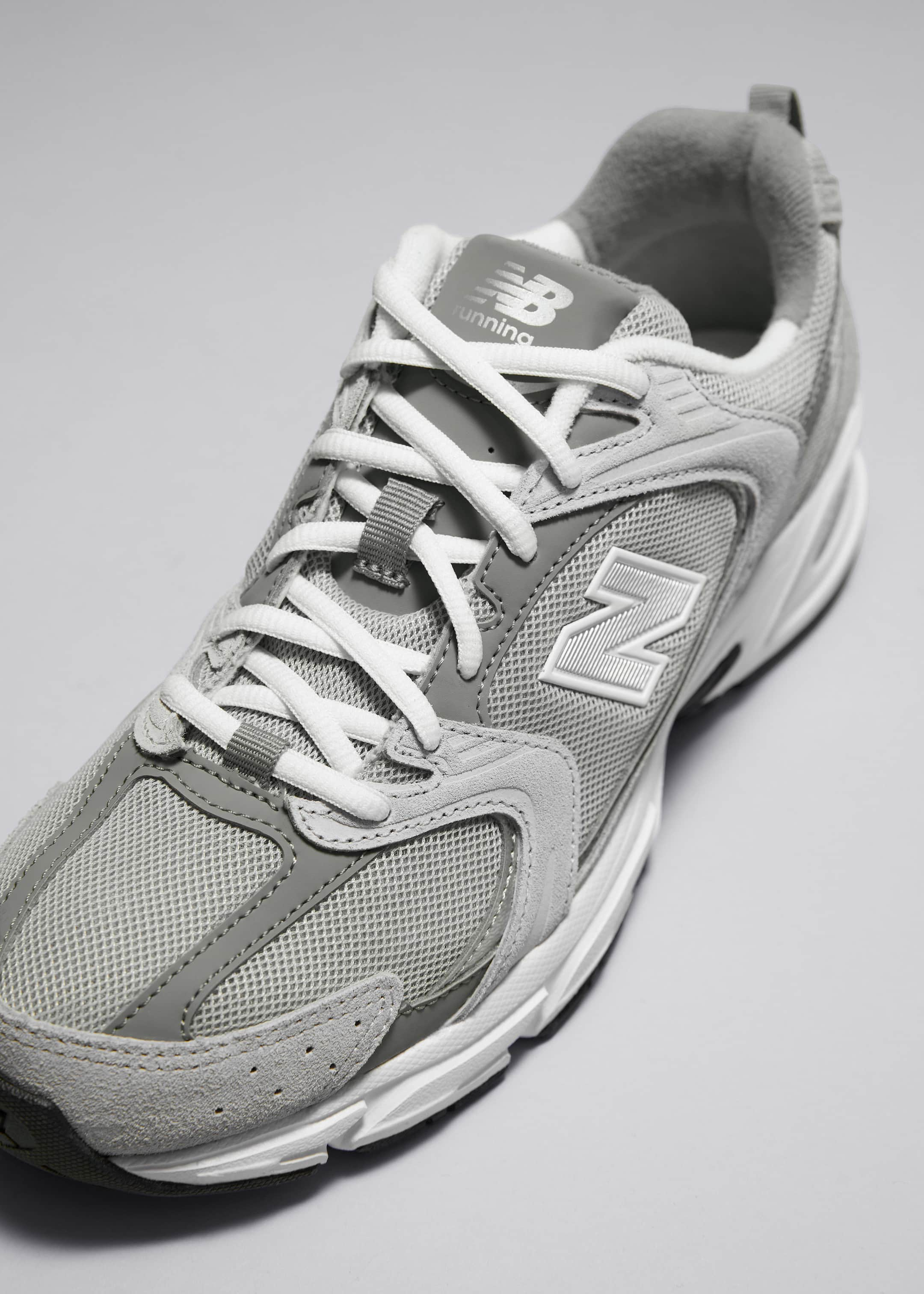 New Balance 530 Sneakers - Grey/White - Still Life