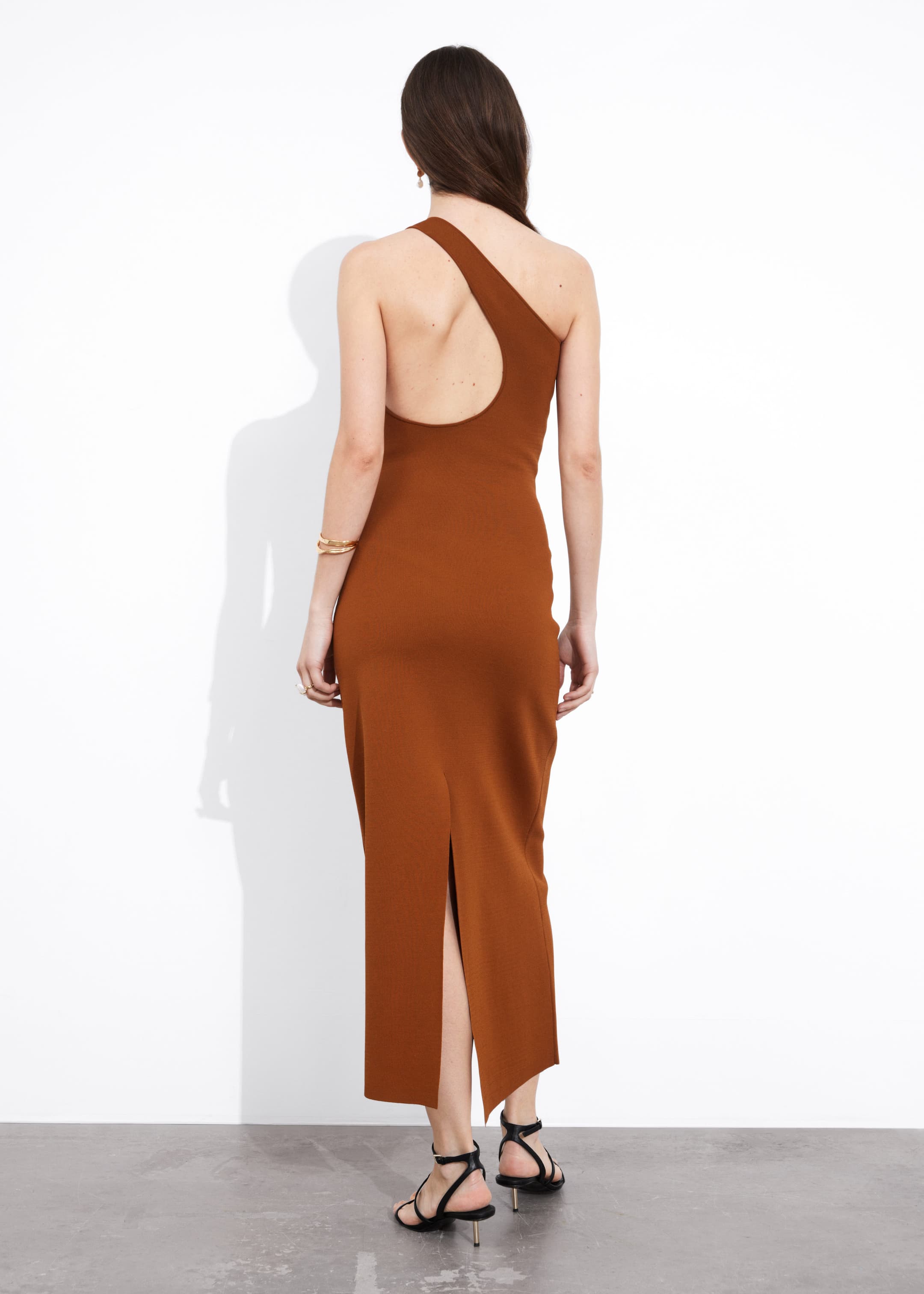 Robe midi asymétrique - Marron - Lookbook