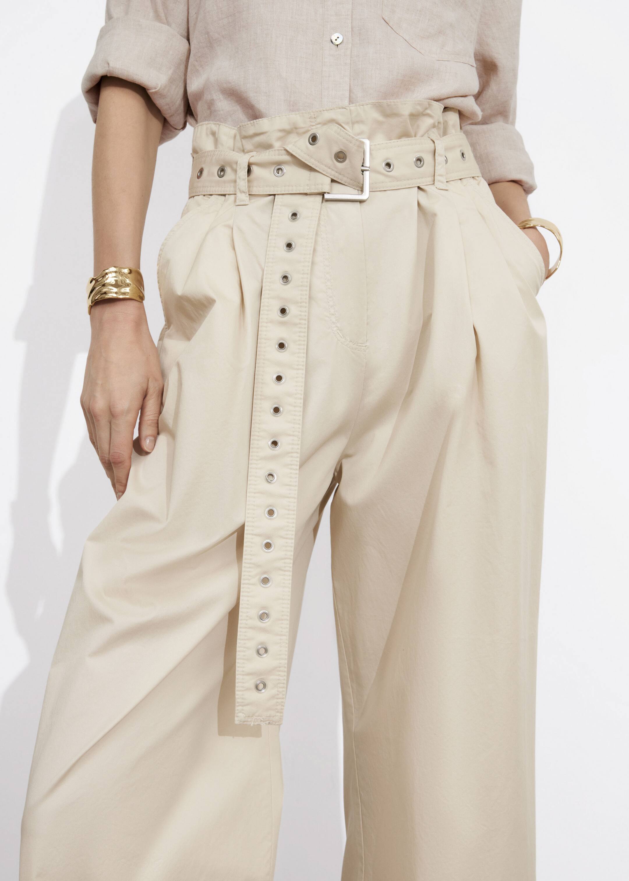 Eyelet-Belt Paperbag Trousers - Black - Lookbook