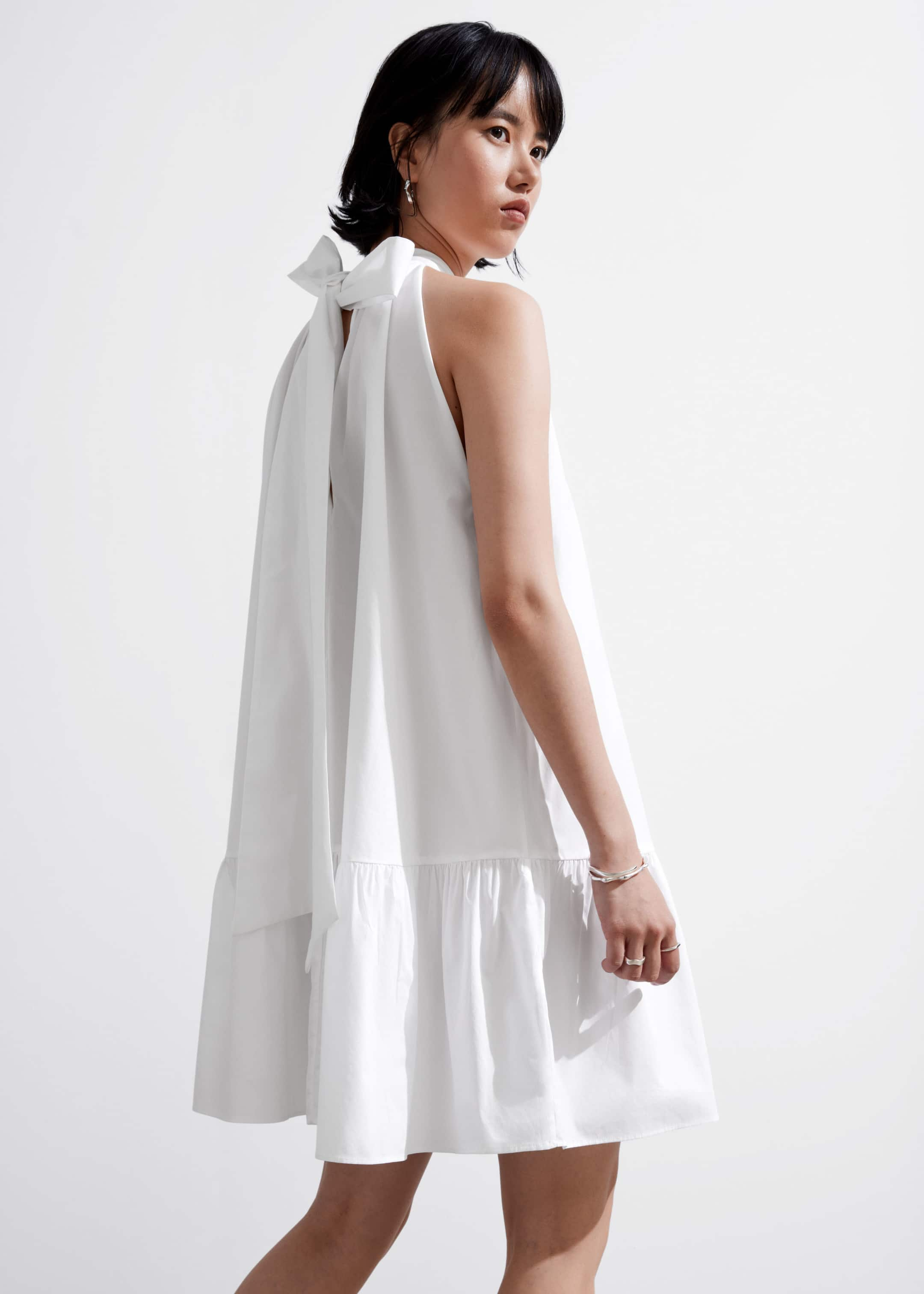 Robe courte à nœud - Blanc - Lookbook