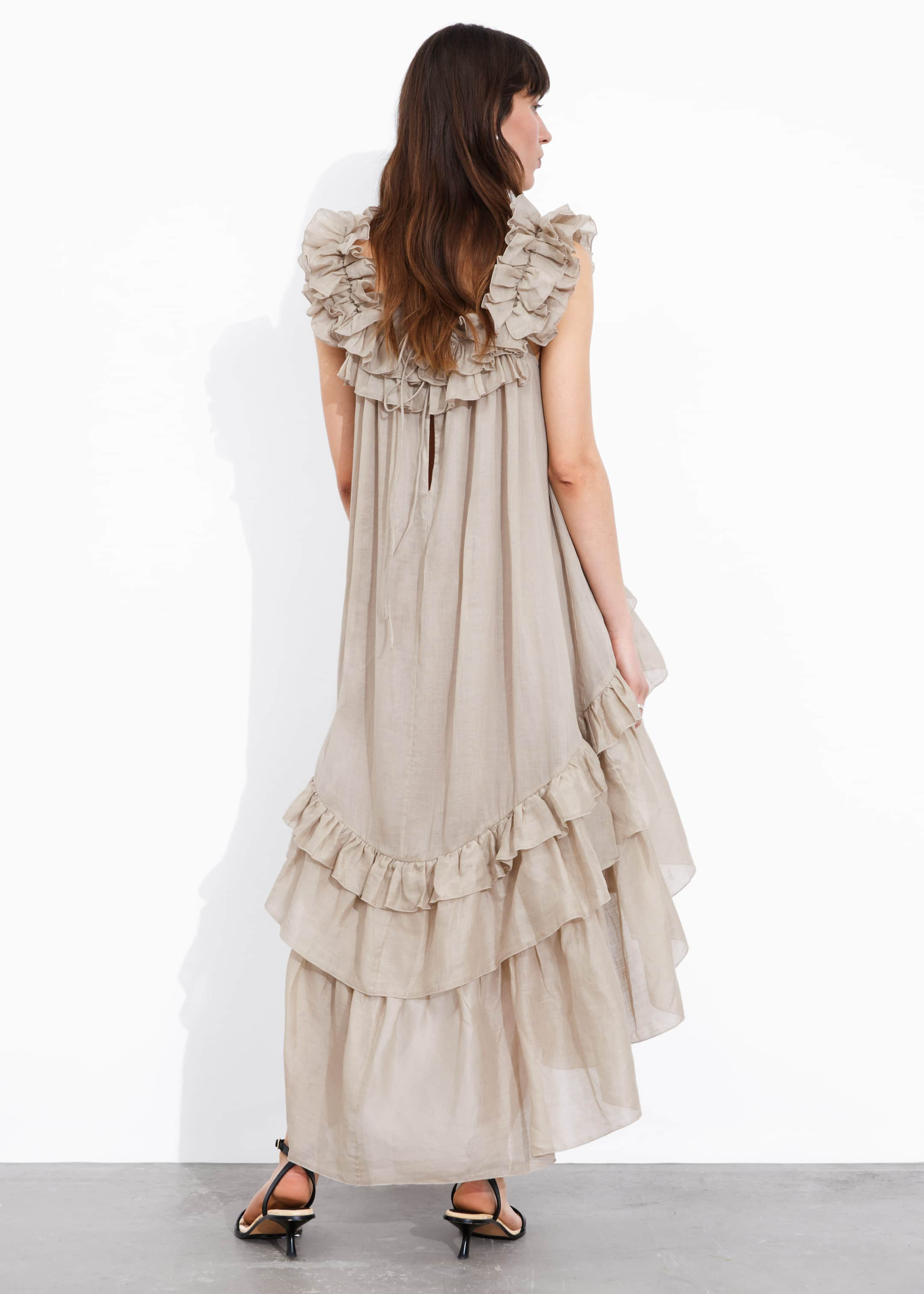 Robe midi à volants sur plusieurs niveaux - Taupe - Lookbook