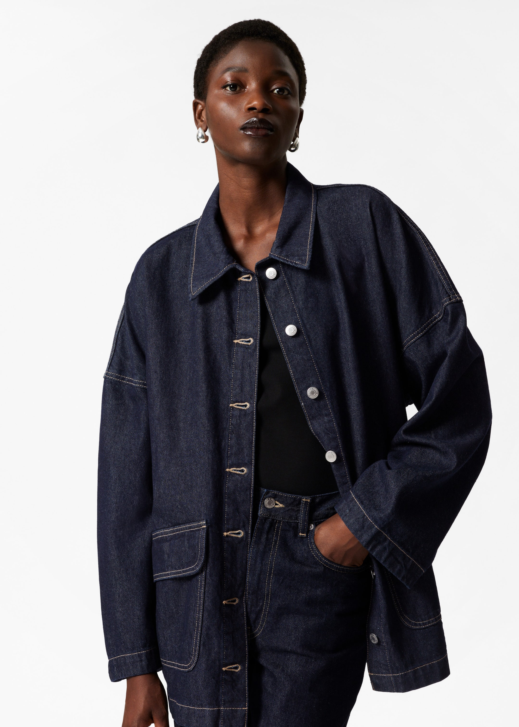 Veste oversize en jean à ceinture - Bleu - Lookbook