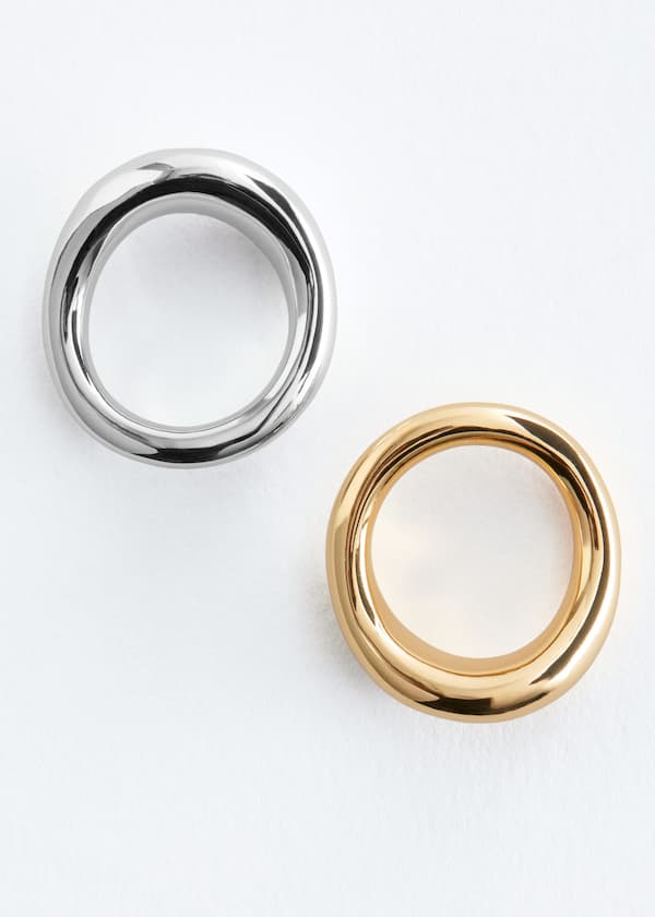 Contrasting Irregular Ring Set