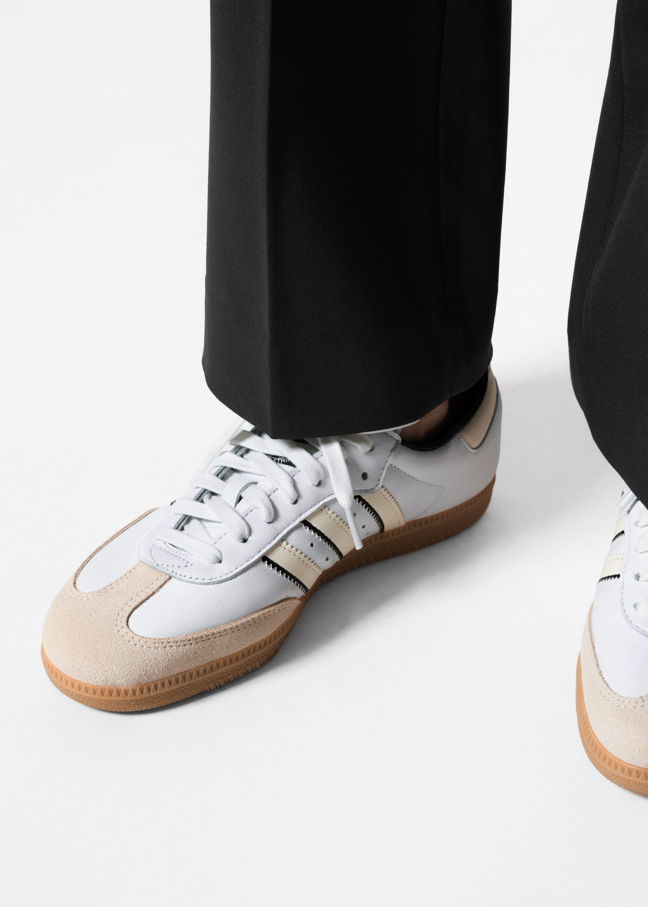 adidas Originals Samba OG - White - Lookbook