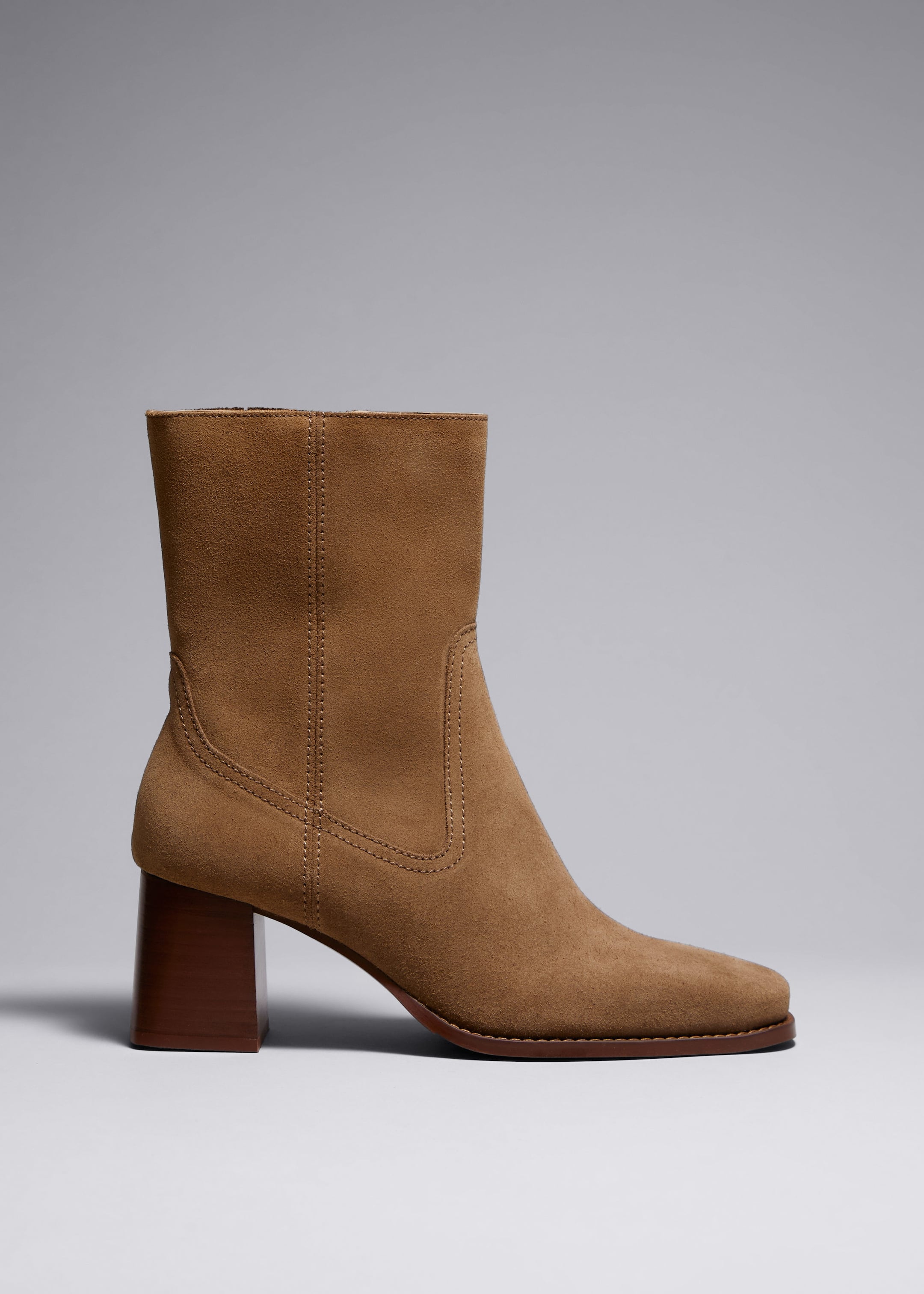 Klassische Ankle Boots aus Leder