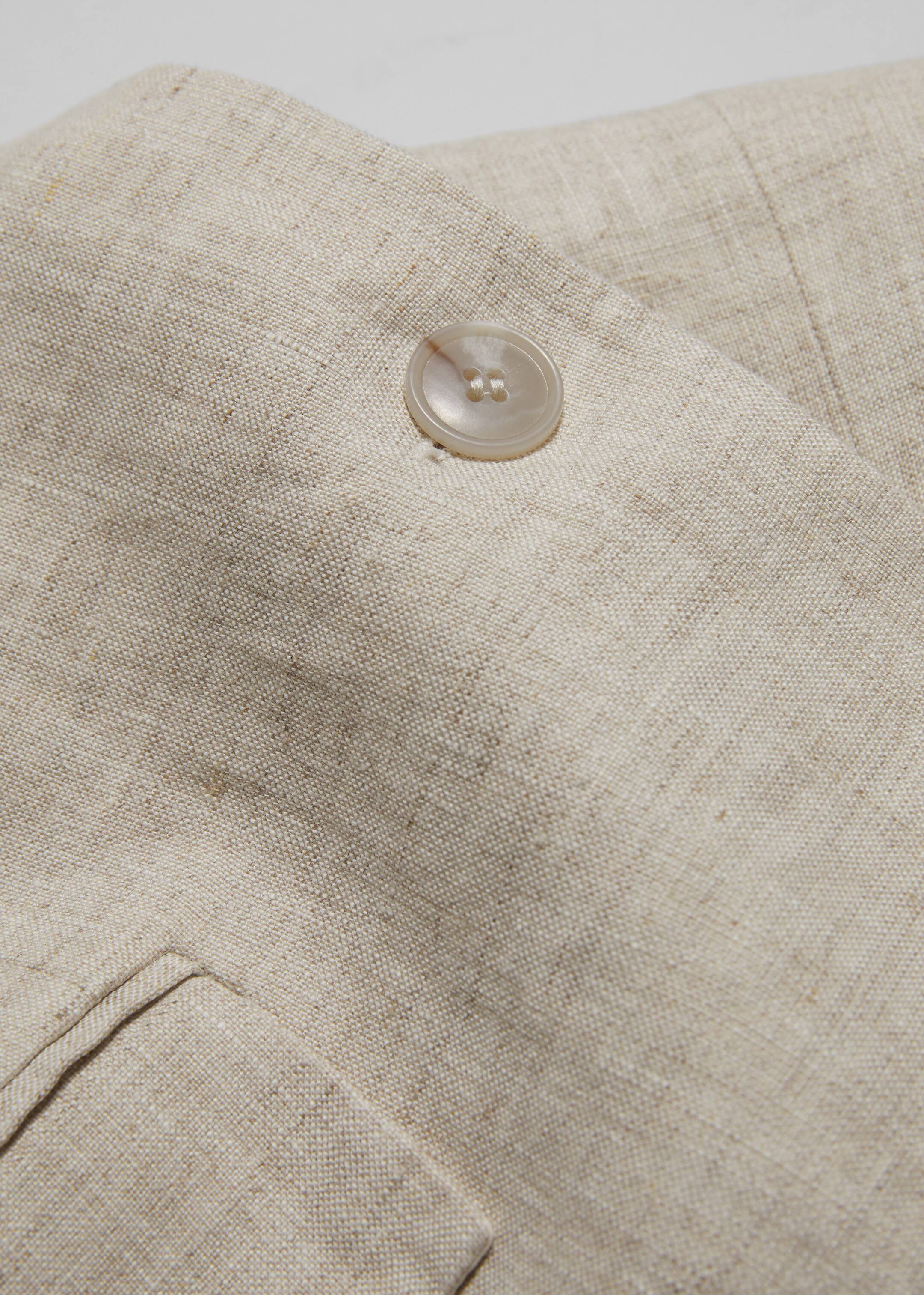 Fitted Linen Blazer - {{variantName}} - Descriptive Detail