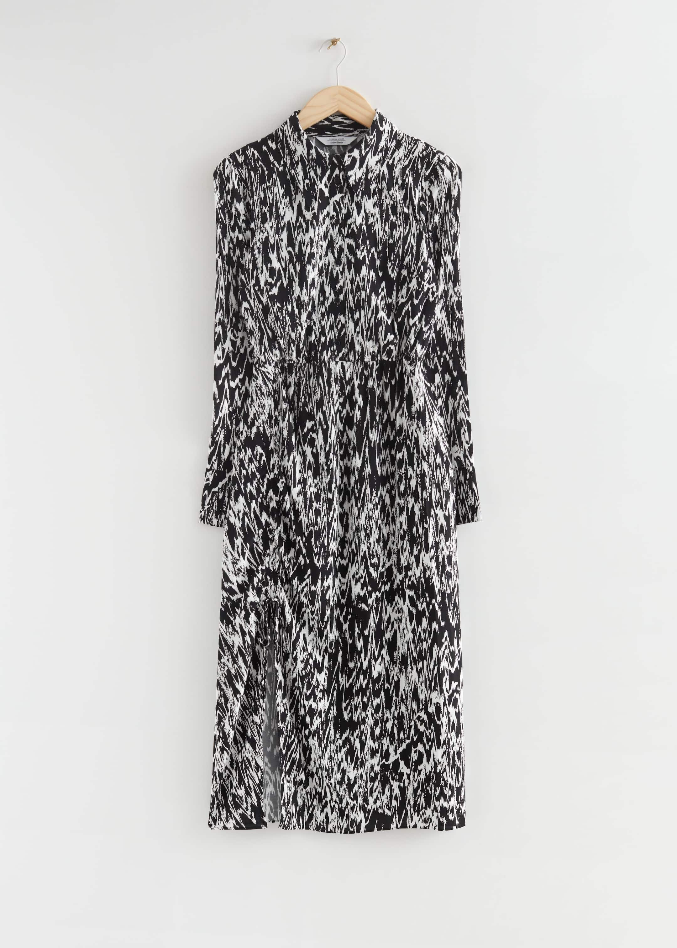 Printed Midi Drawstring Dress - Black and White - Still Life