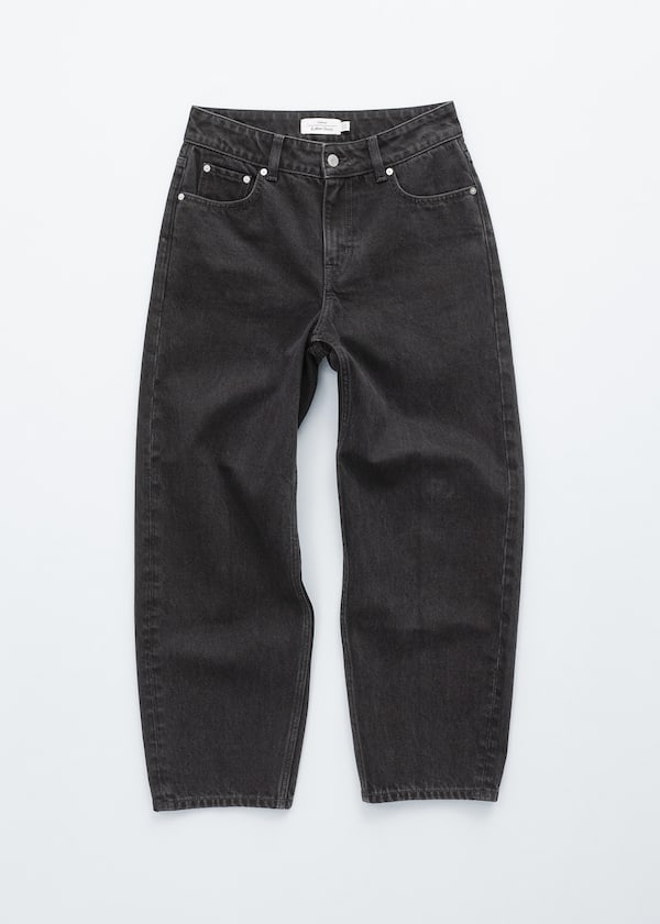 Tapered Jeans