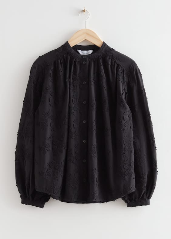 Voluminous Floral-Appliqué Blouse