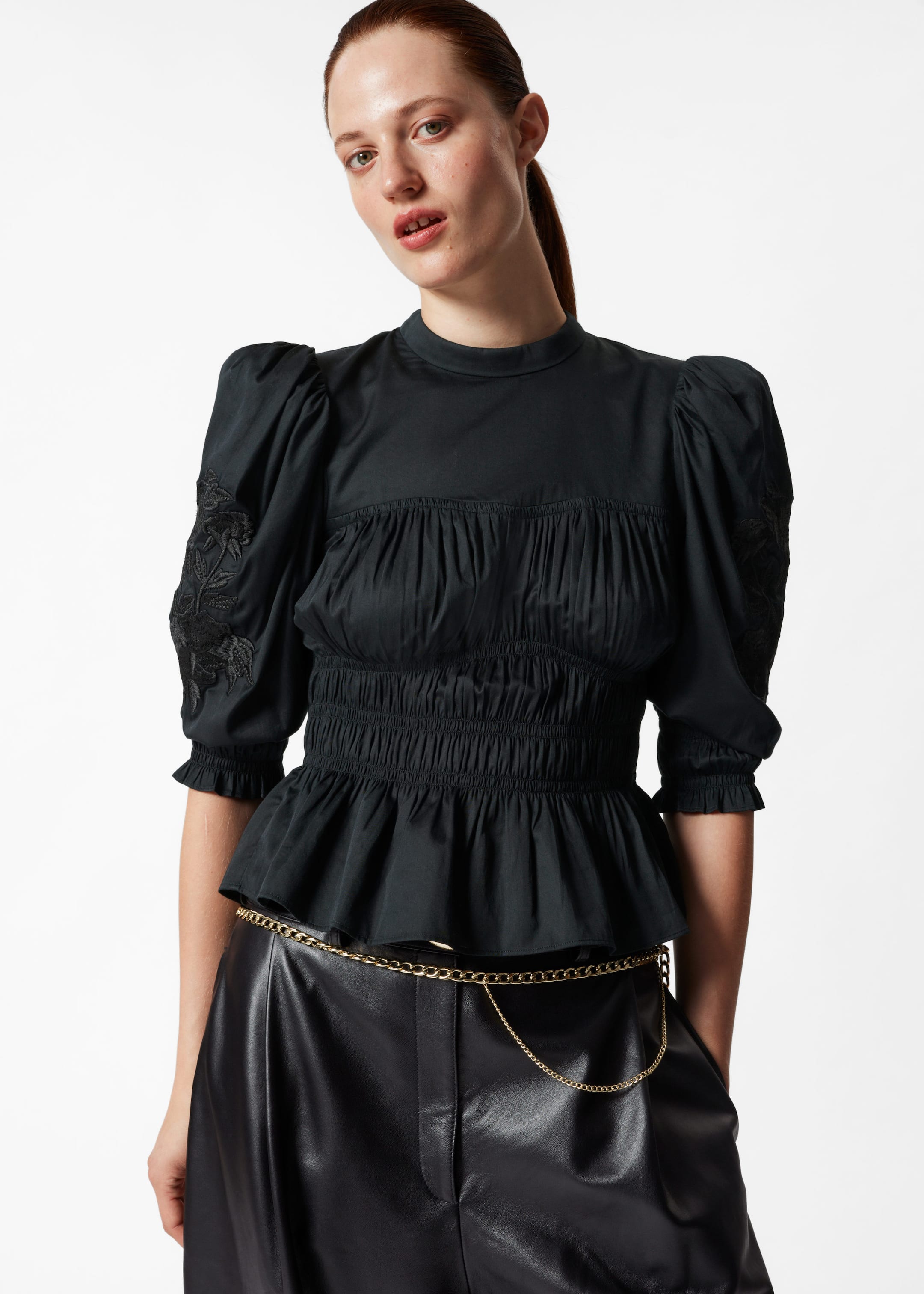 Blouse péplum à manches volumineuses - Noir - Lookbook