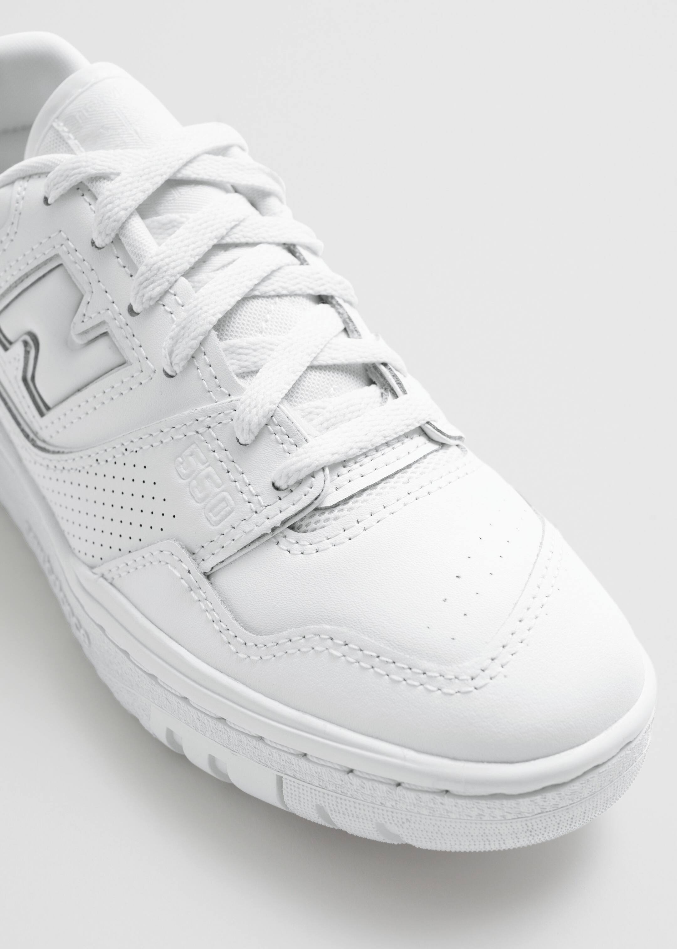 Baskets New Balance 550 C - {{variantName}} - Descriptive Detail