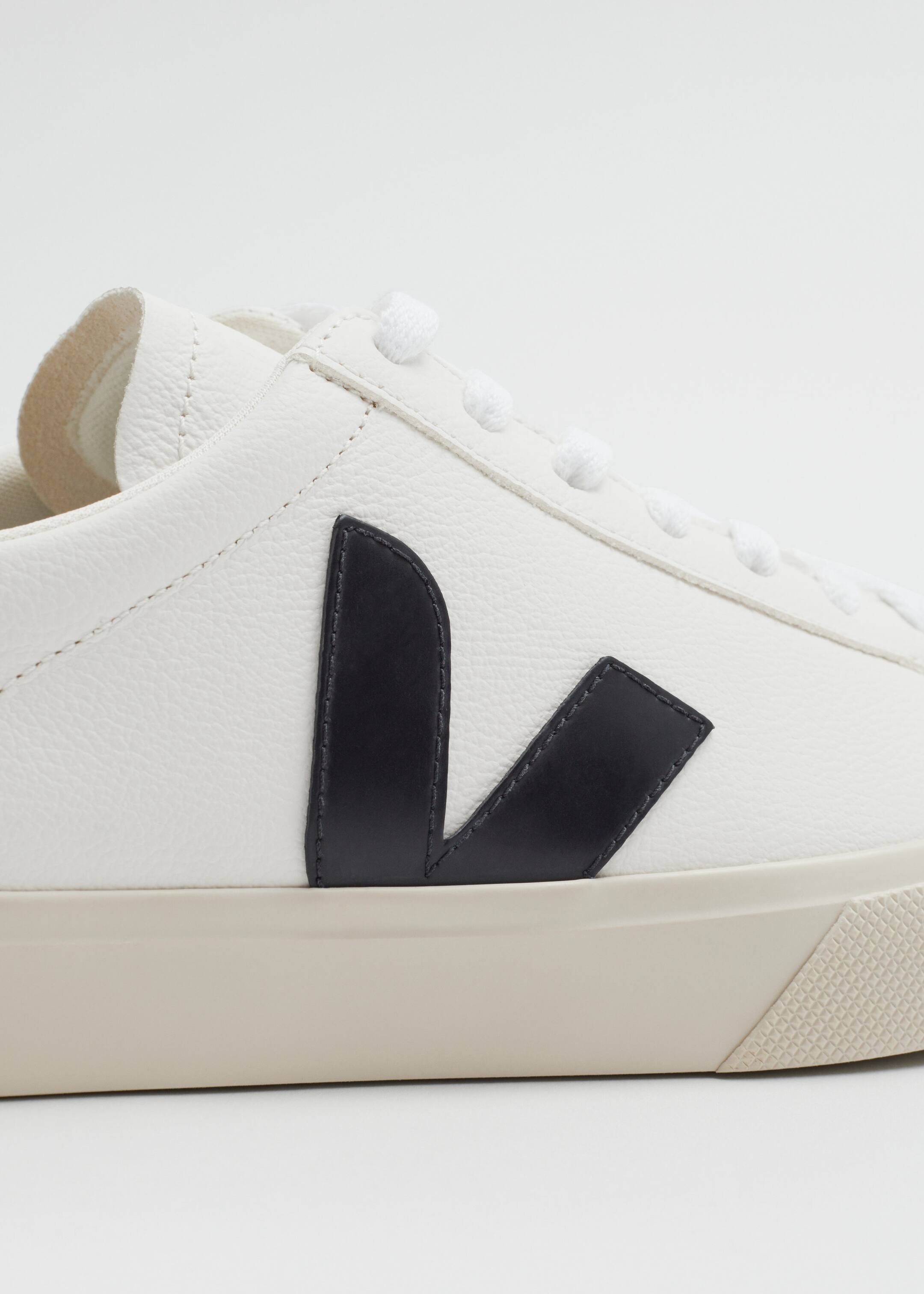 Veja Campo Leather Sneakers - {{variantName}} - Descriptive Detail