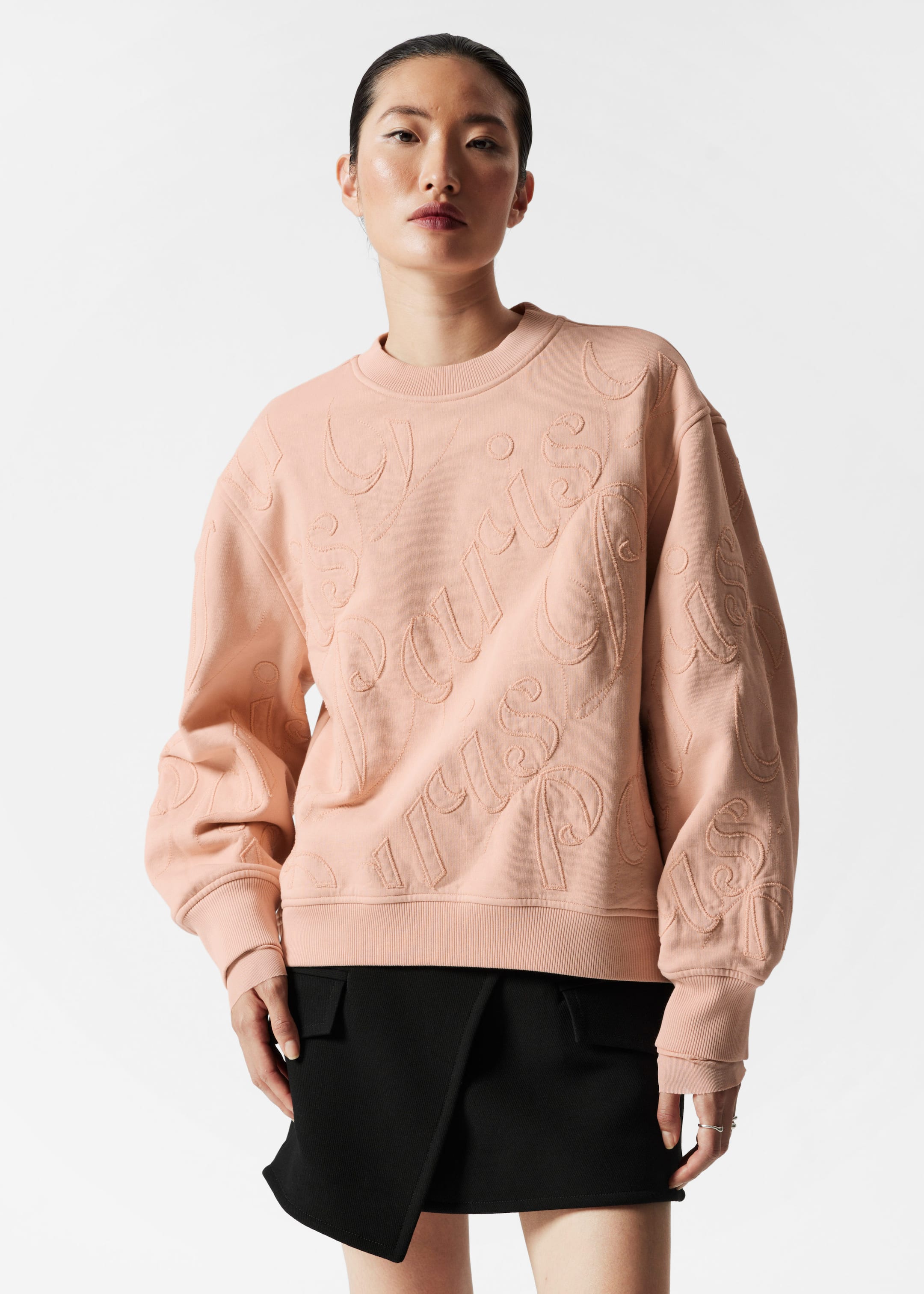 Oversized Sweatshirt - Peach - Lookbook