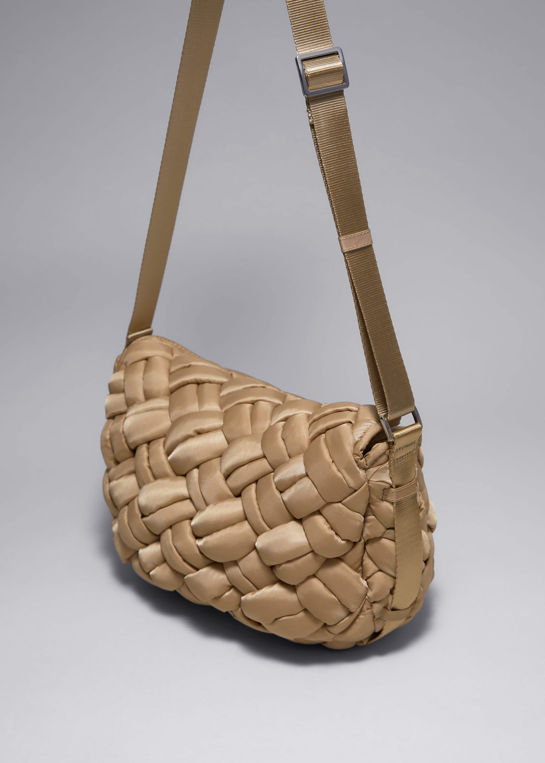 Braided Nylon Shoulder Bag - {{variantName}} - Descriptive Detail