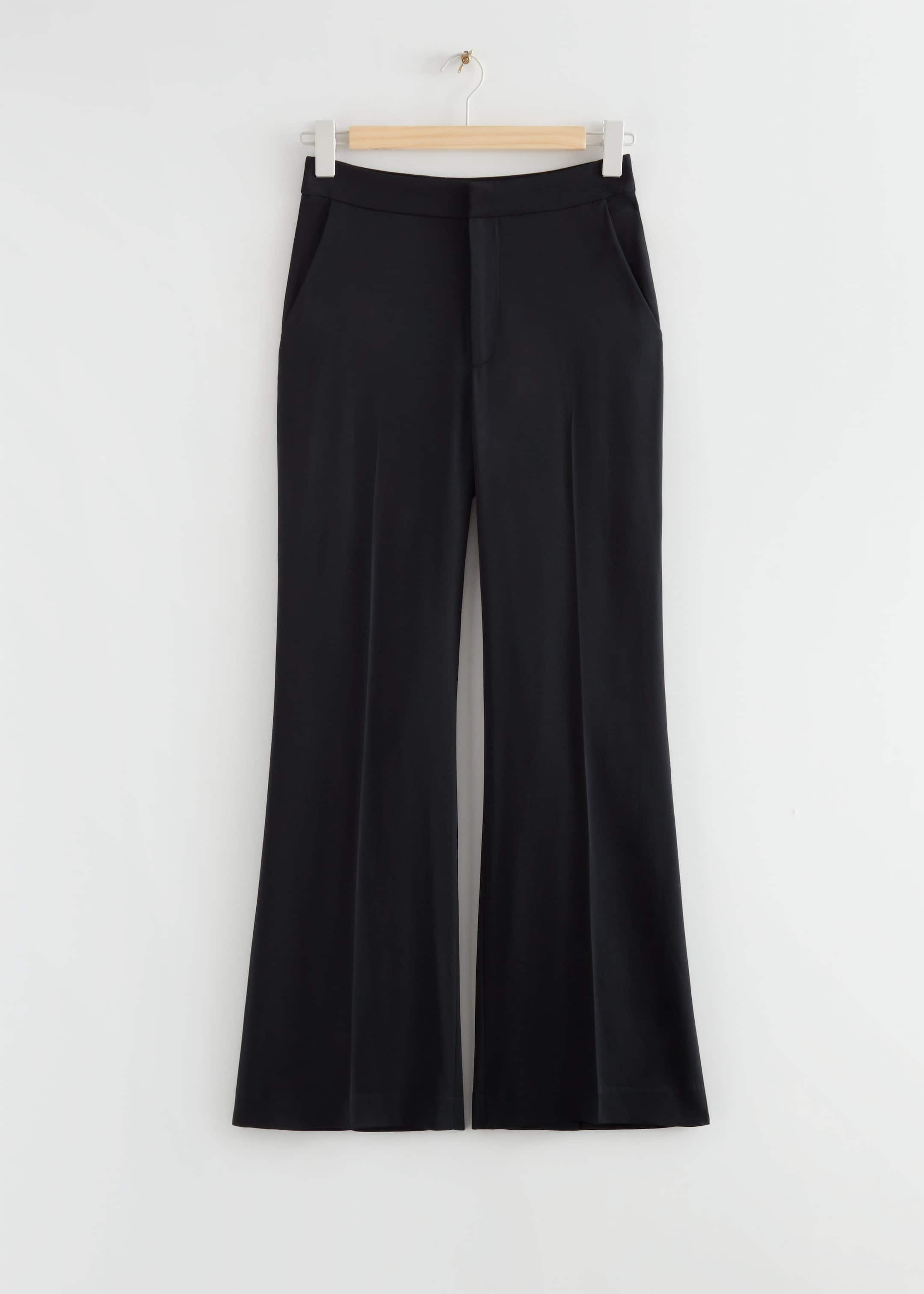 Image of Elegante ausgestellte Hose