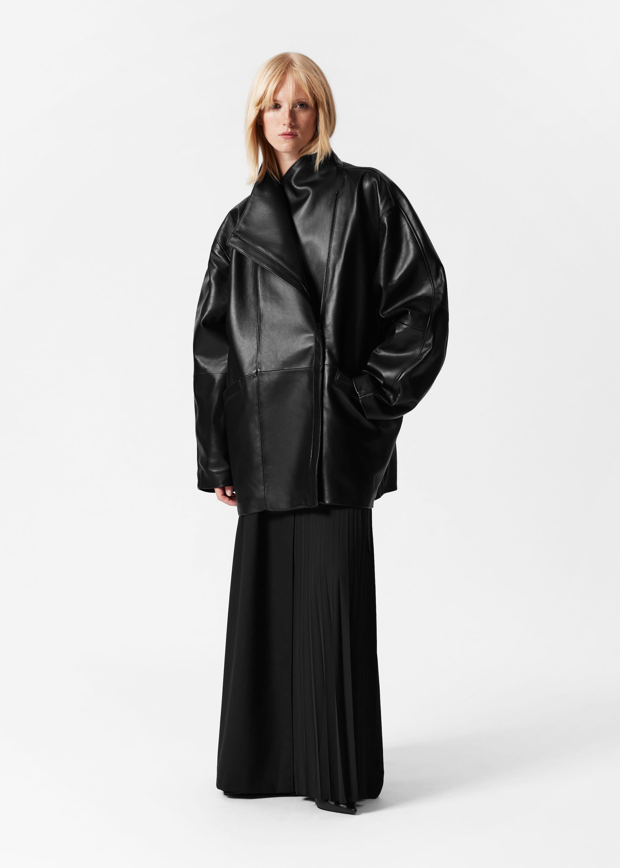 Veste cocon oversize en cuir - Noir - Lookbook