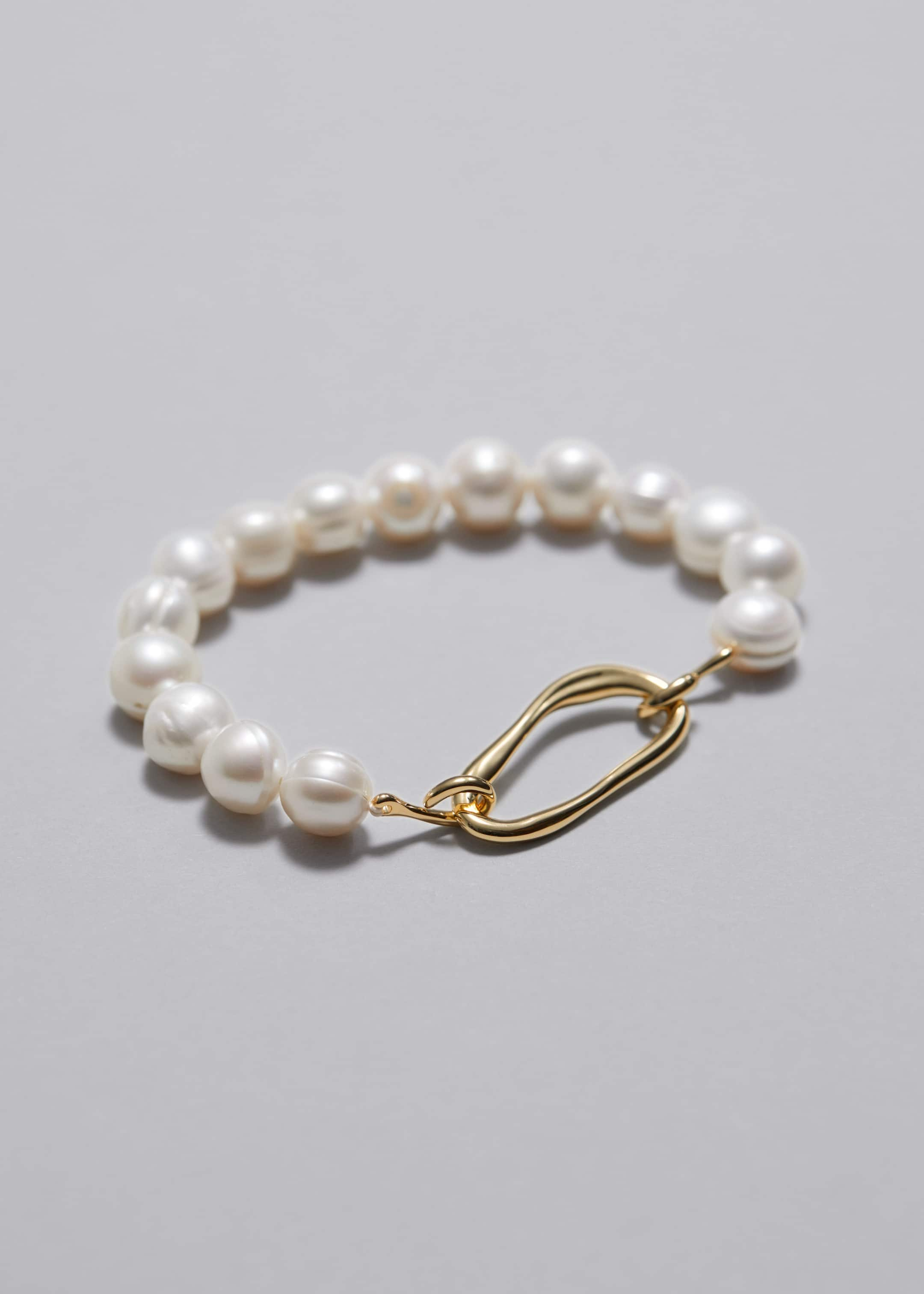 Freshwater Pearl Bracelet - Pearl - Still Life