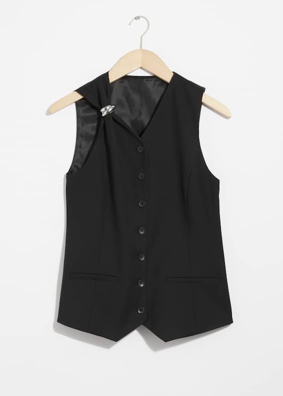 Ring-Detailed Vest