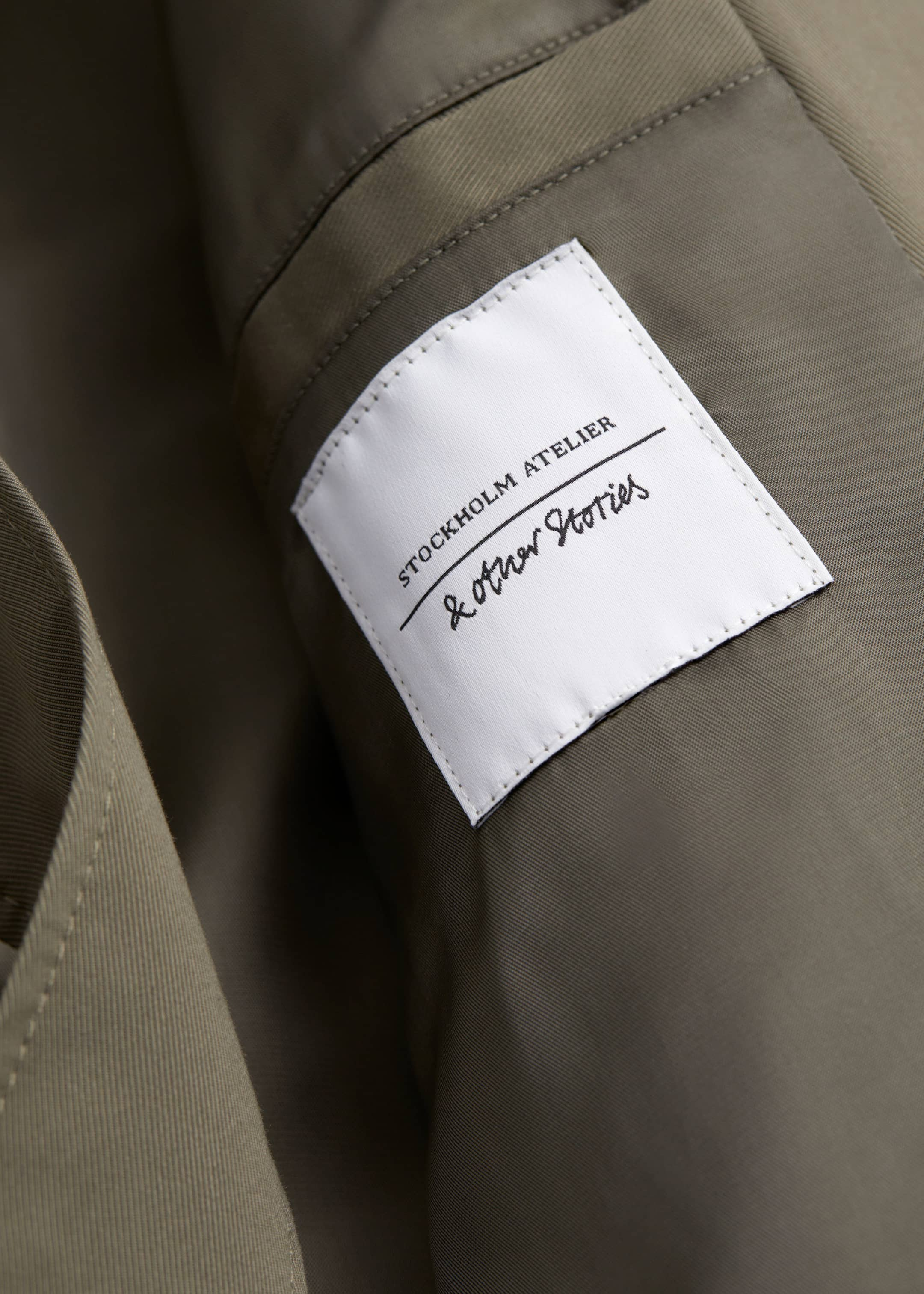 Relaxed Trench Coat - {{variantName}} - Descriptive Detail